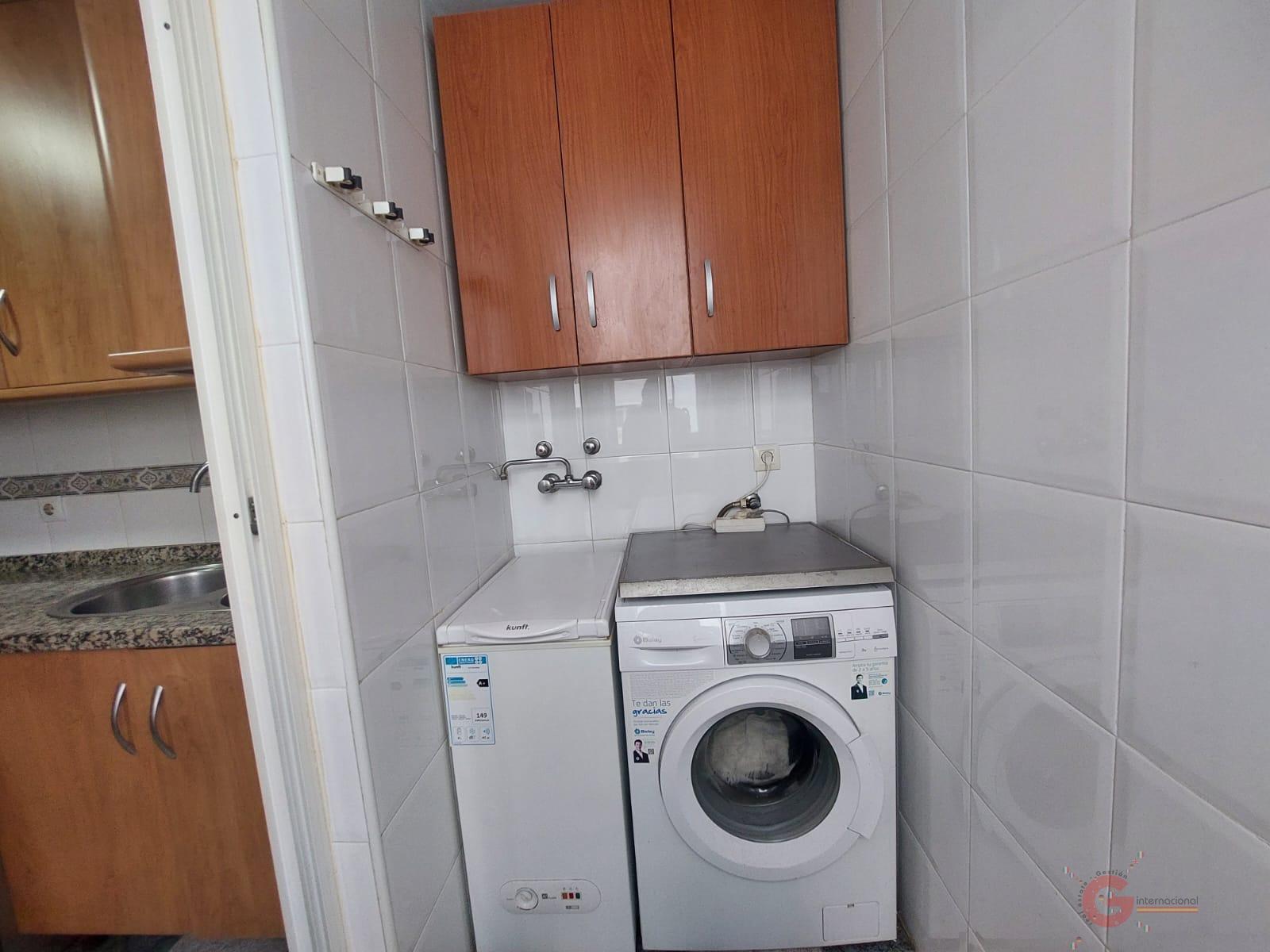 For sale of flat in Salobreña