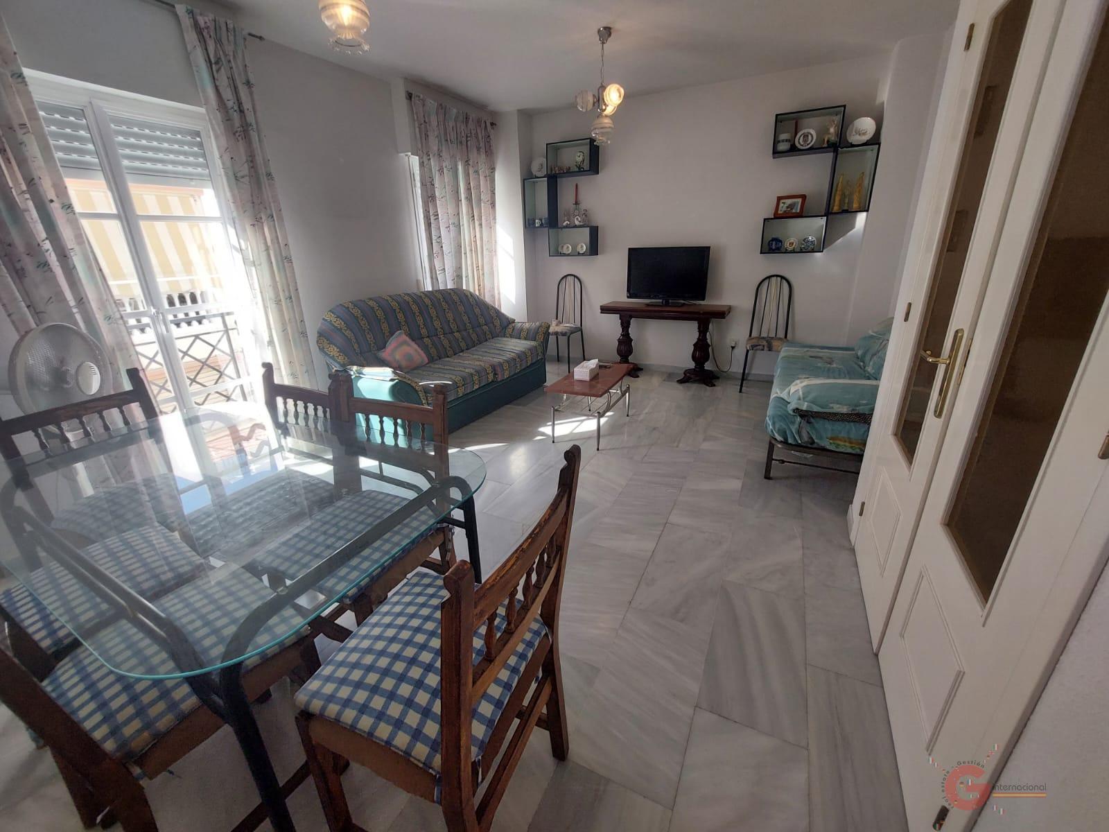 For sale of flat in Salobreña