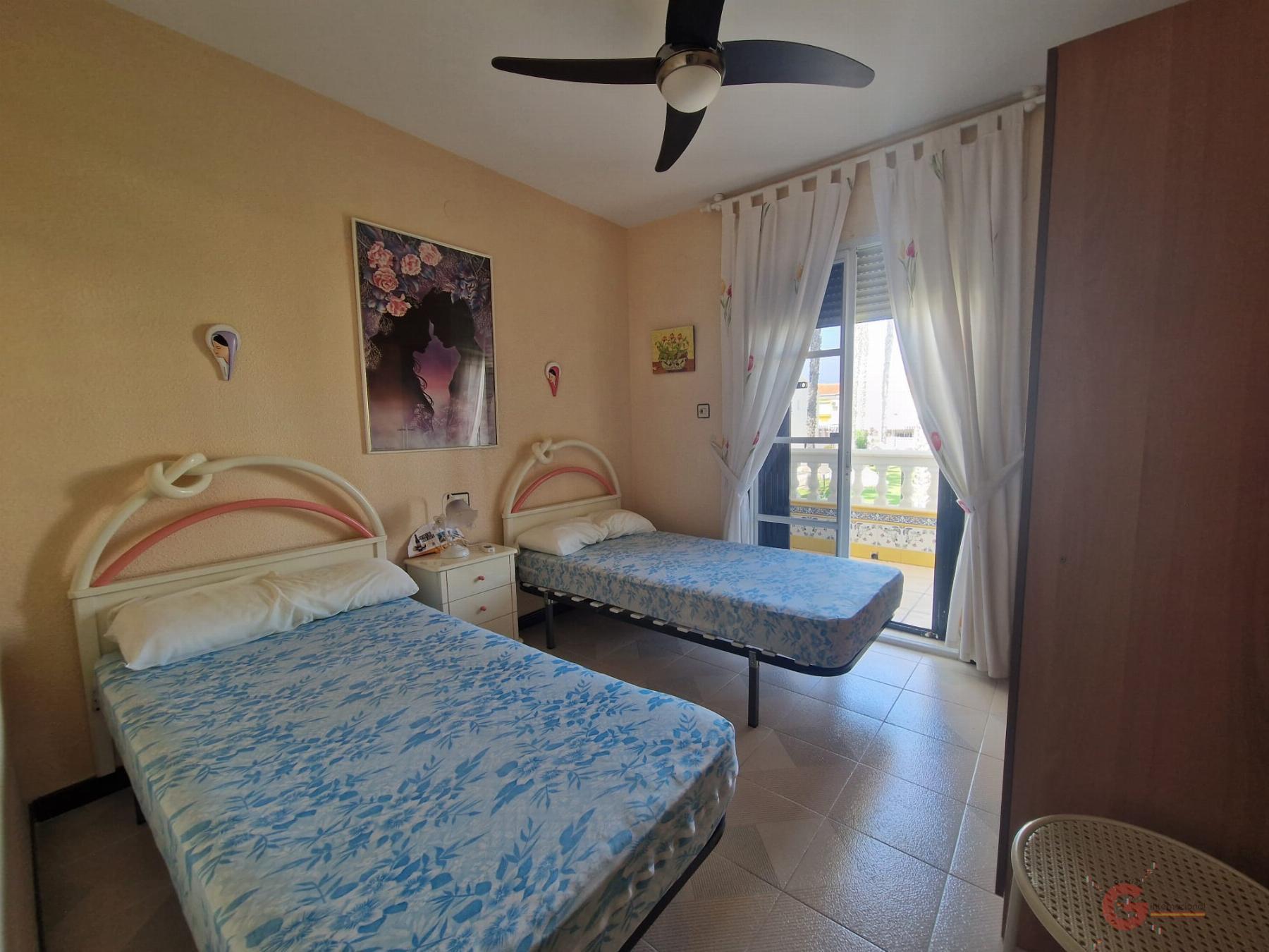 For sale of house in Salobreña