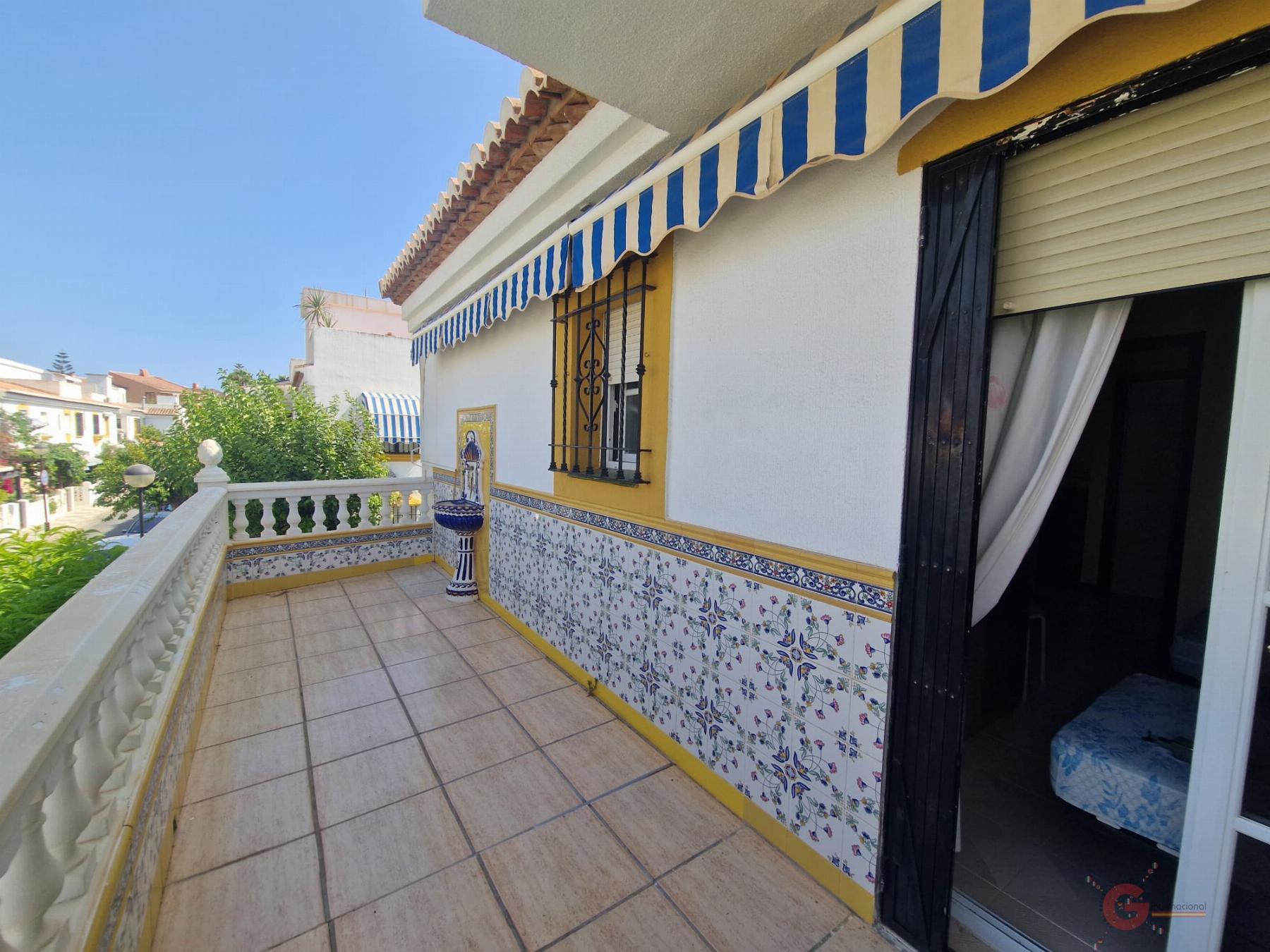 For sale of house in Salobreña