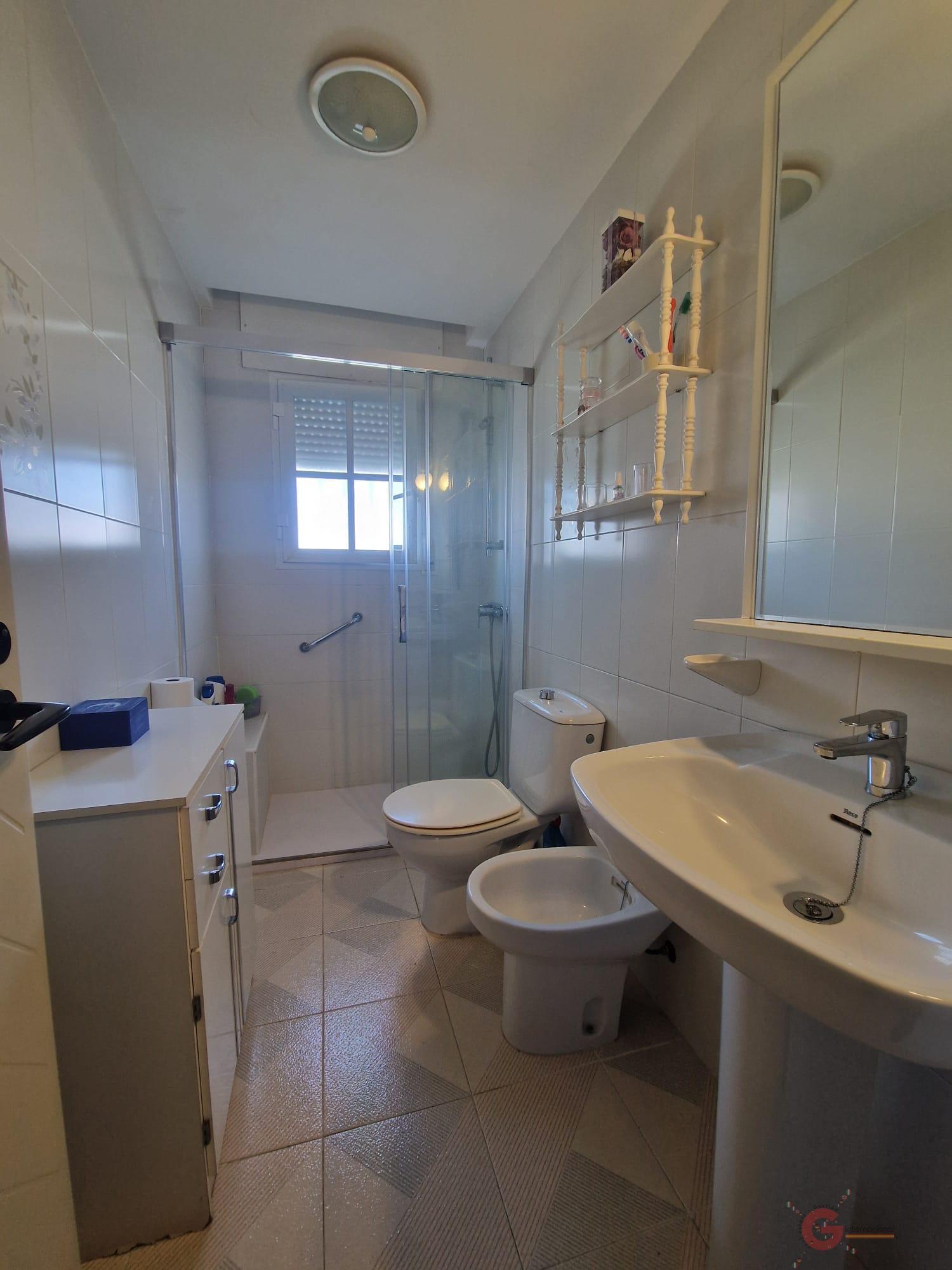 For sale of house in Salobreña