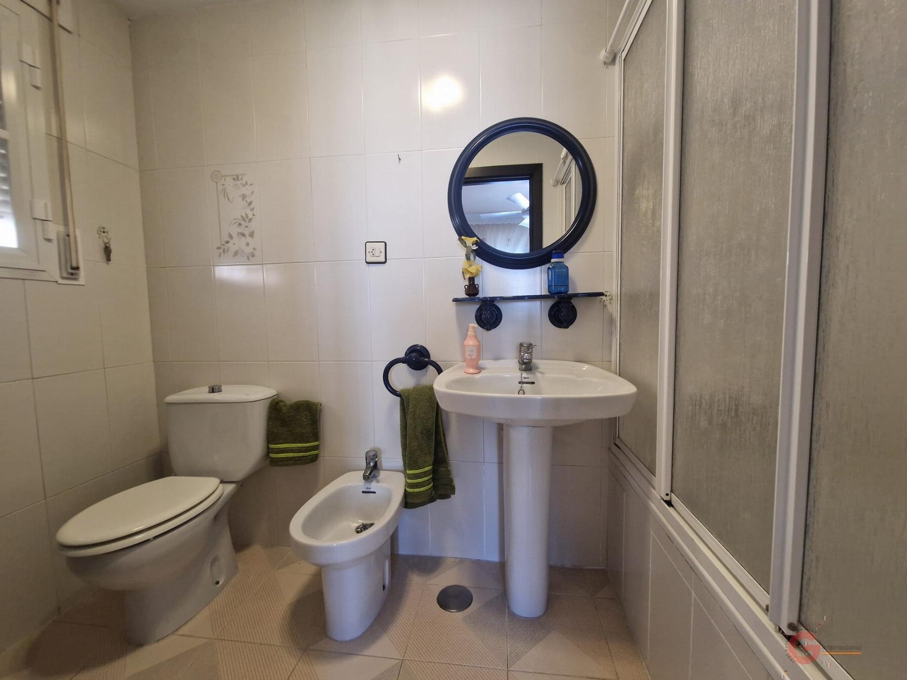 For sale of house in Salobreña