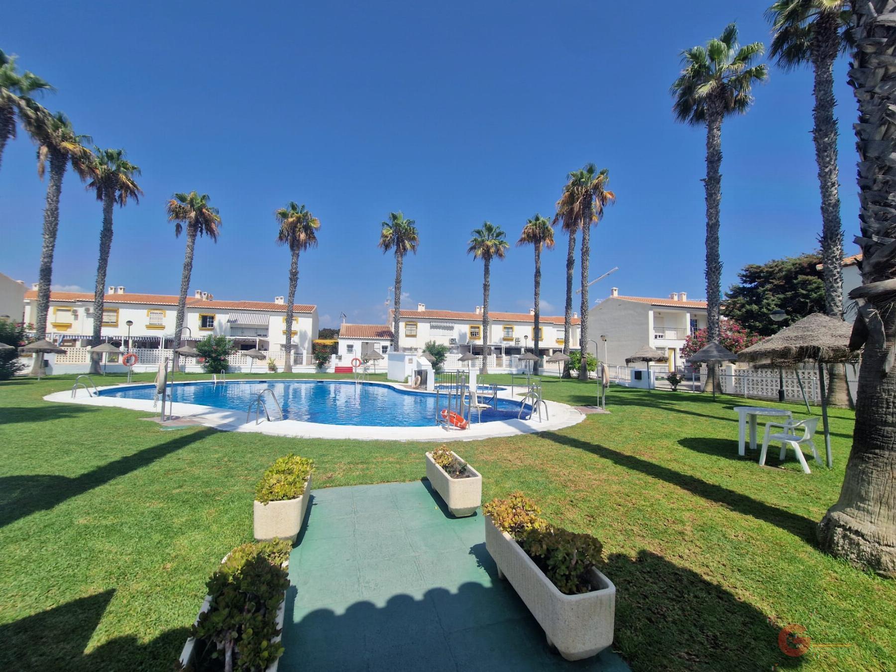 For sale of house in Salobreña