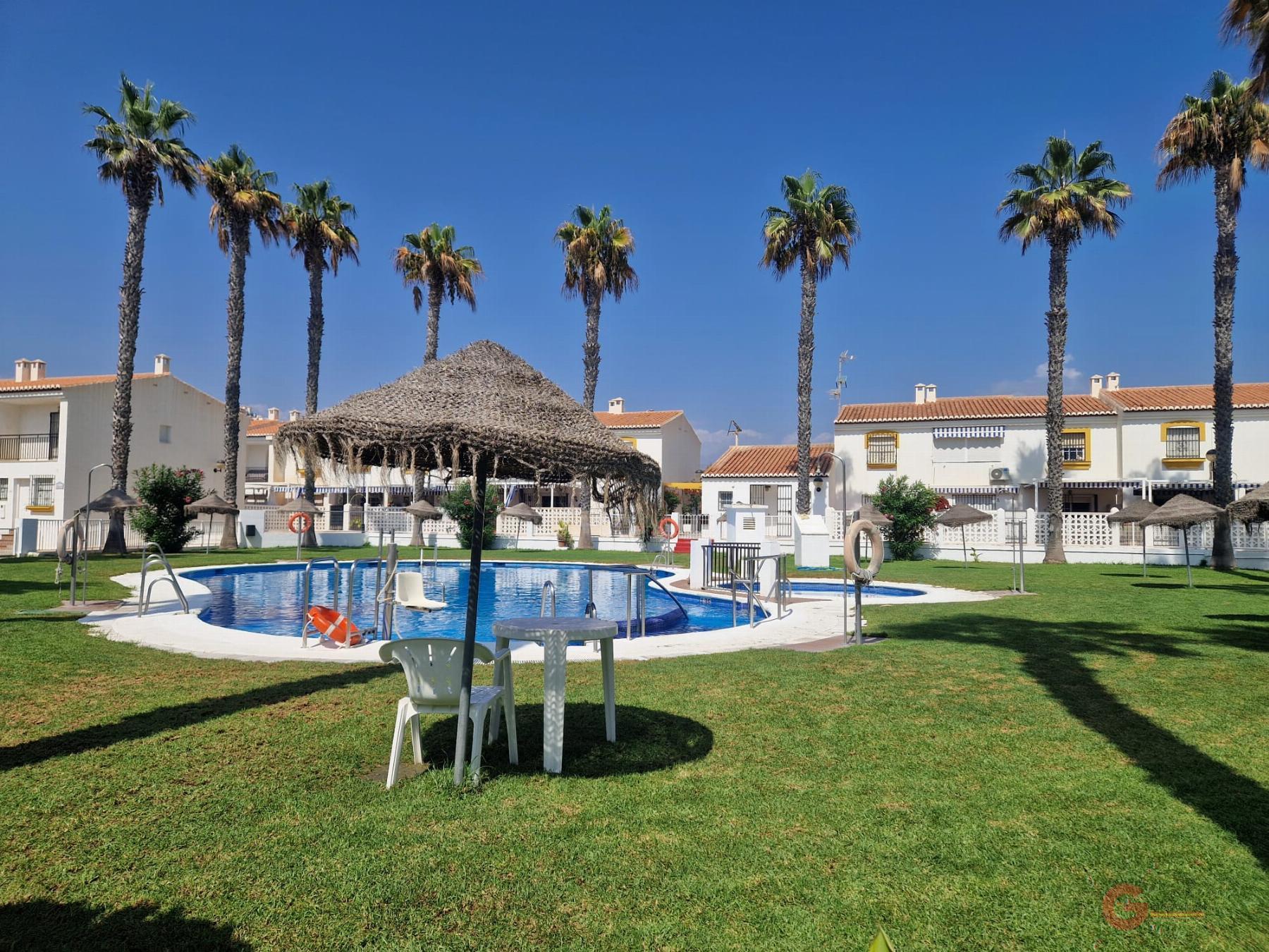 For sale of house in Salobreña