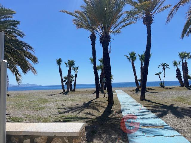 For sale of apartment in Almuñécar