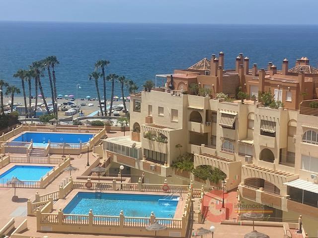 For sale of apartment in Almuñécar