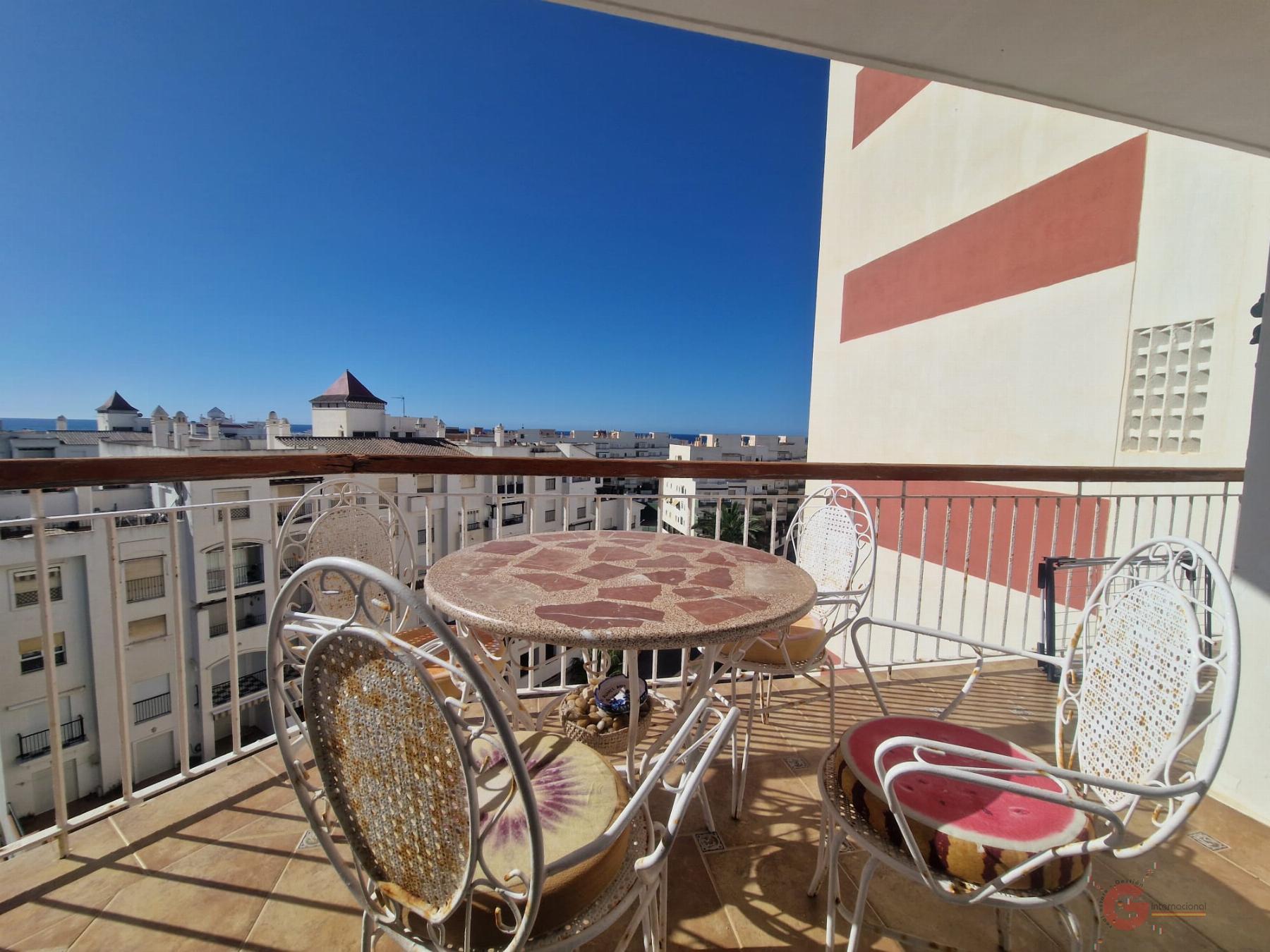 For sale of flat in Salobreña