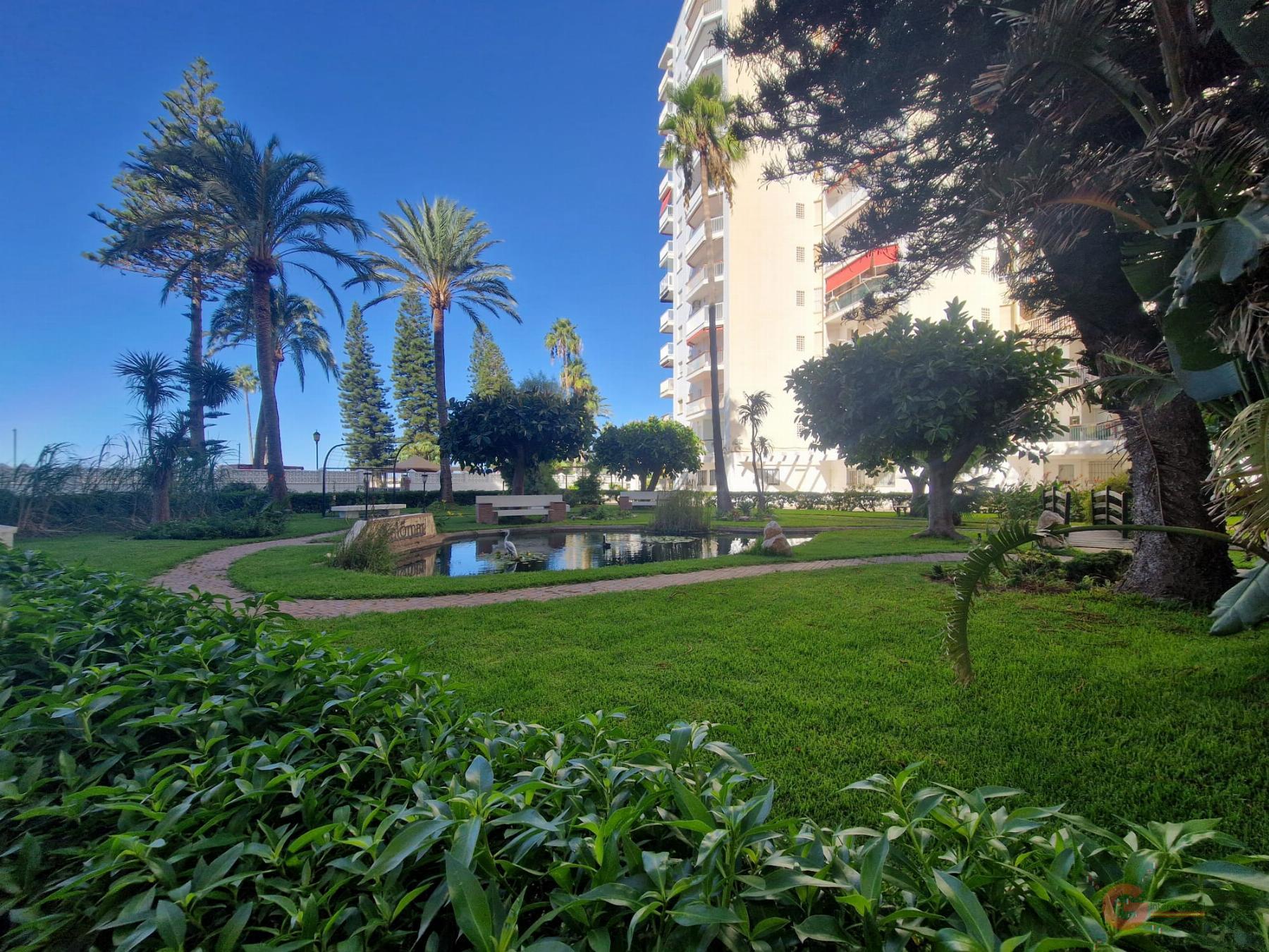 For sale of flat in Salobreña