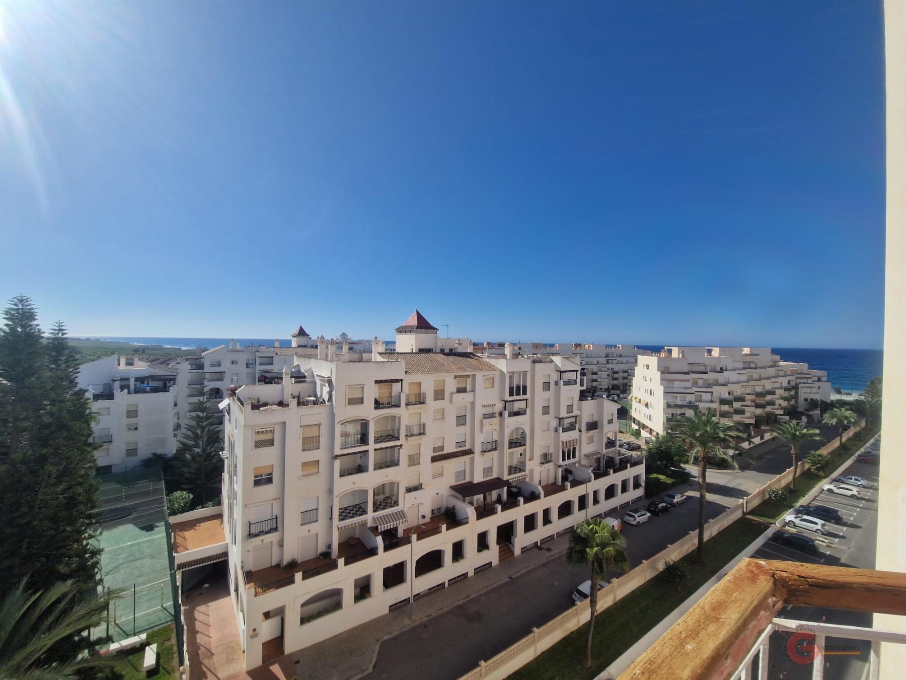 For sale of flat in Salobreña
