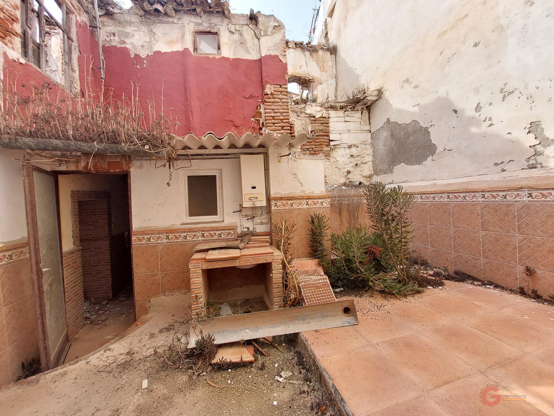 For sale of house in Salobreña