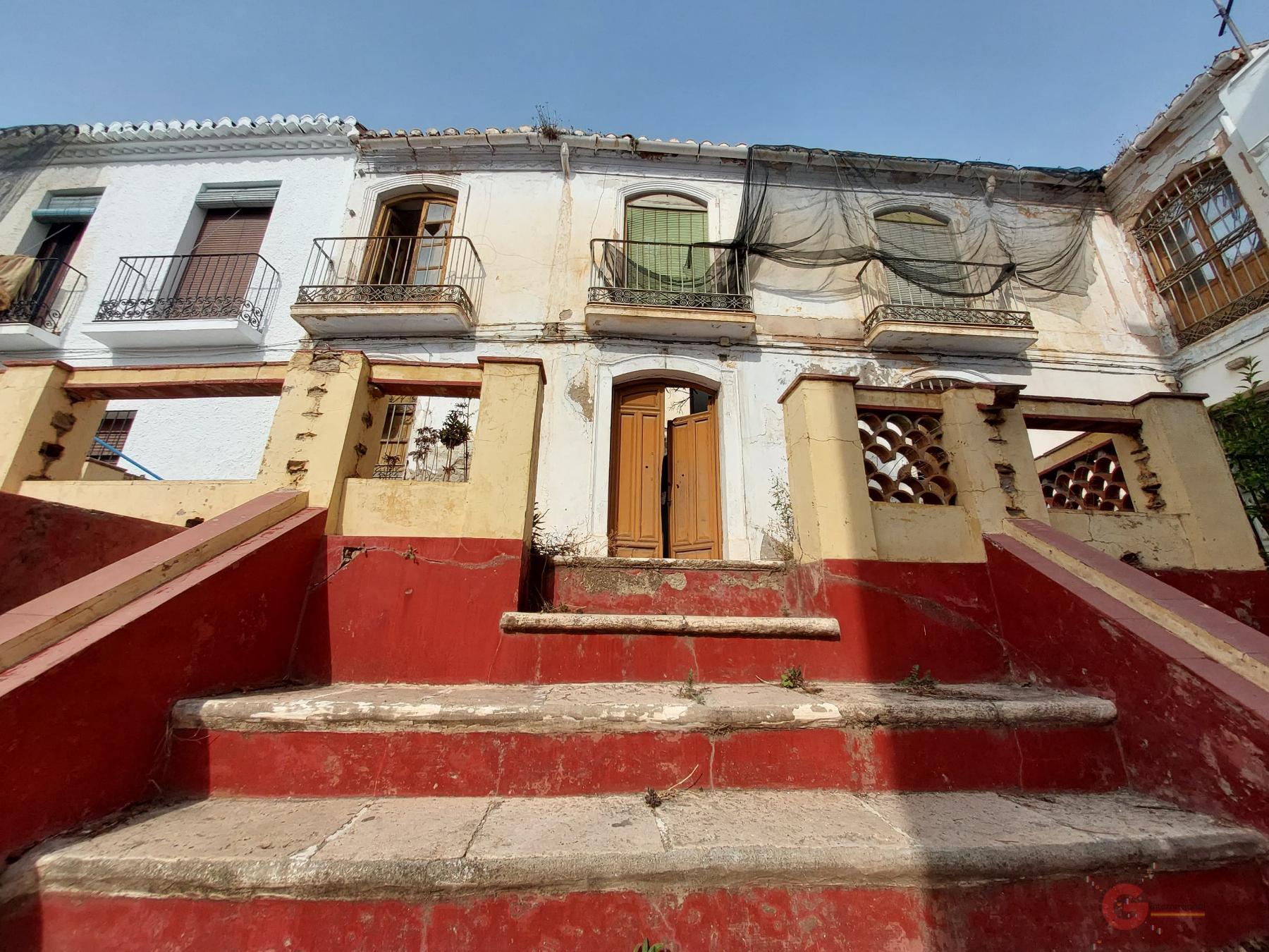 For sale of house in Salobreña