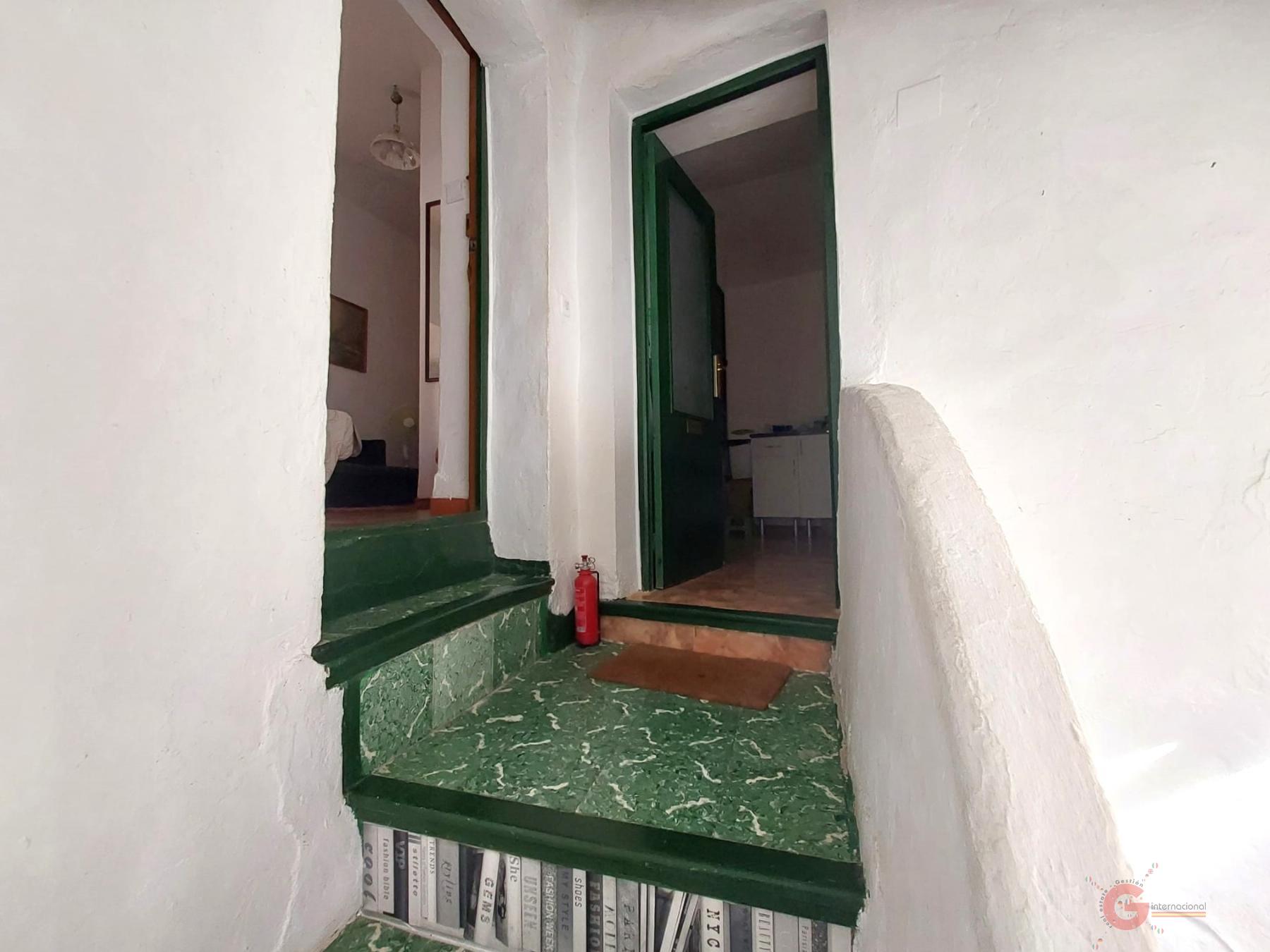 For sale of house in Vélez de Benaudalla
