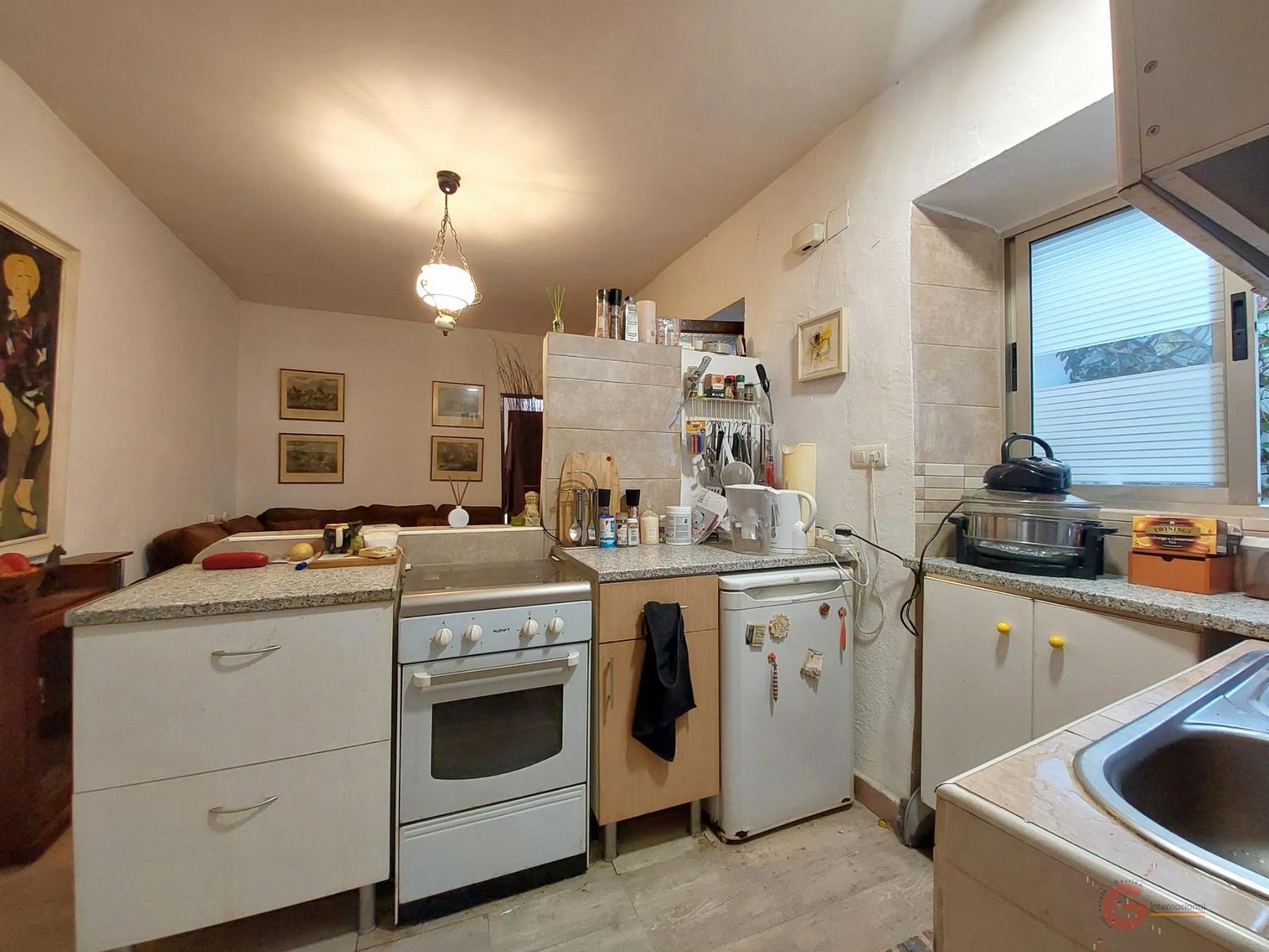 For sale of house in Vélez de Benaudalla
