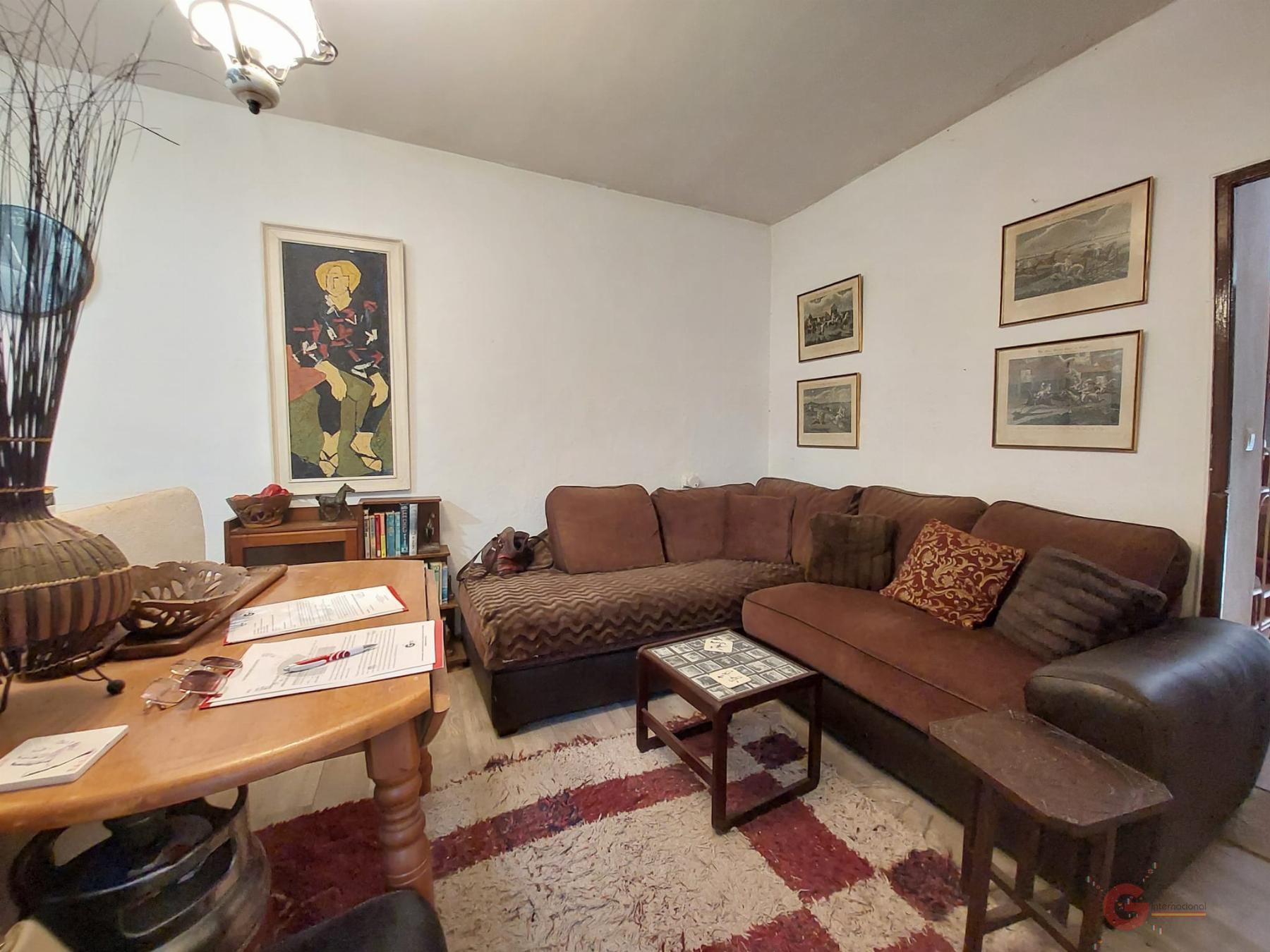 For sale of house in Vélez de Benaudalla