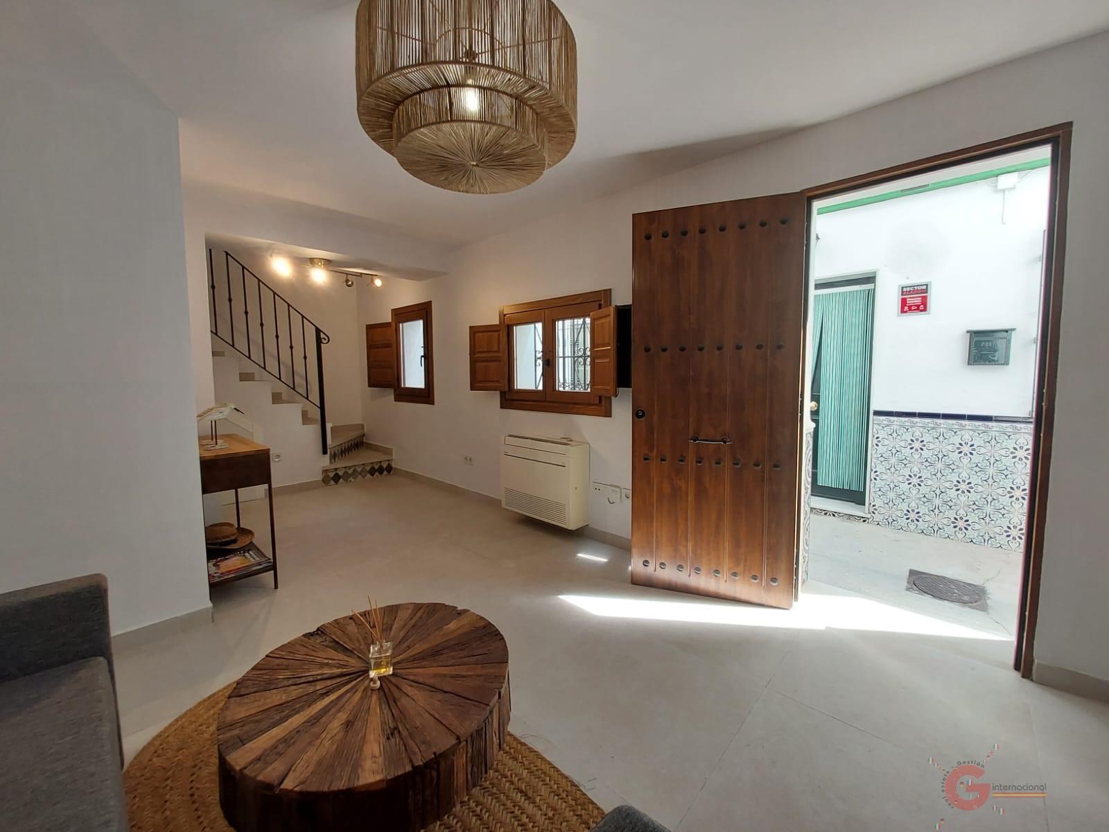 For sale of house in Caleta de Vélez