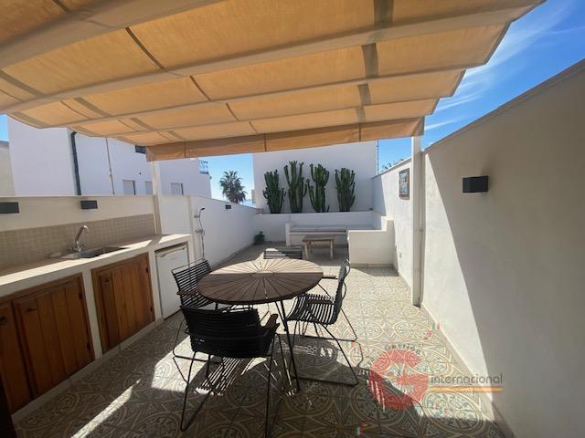 For sale of house in Caleta de Vélez