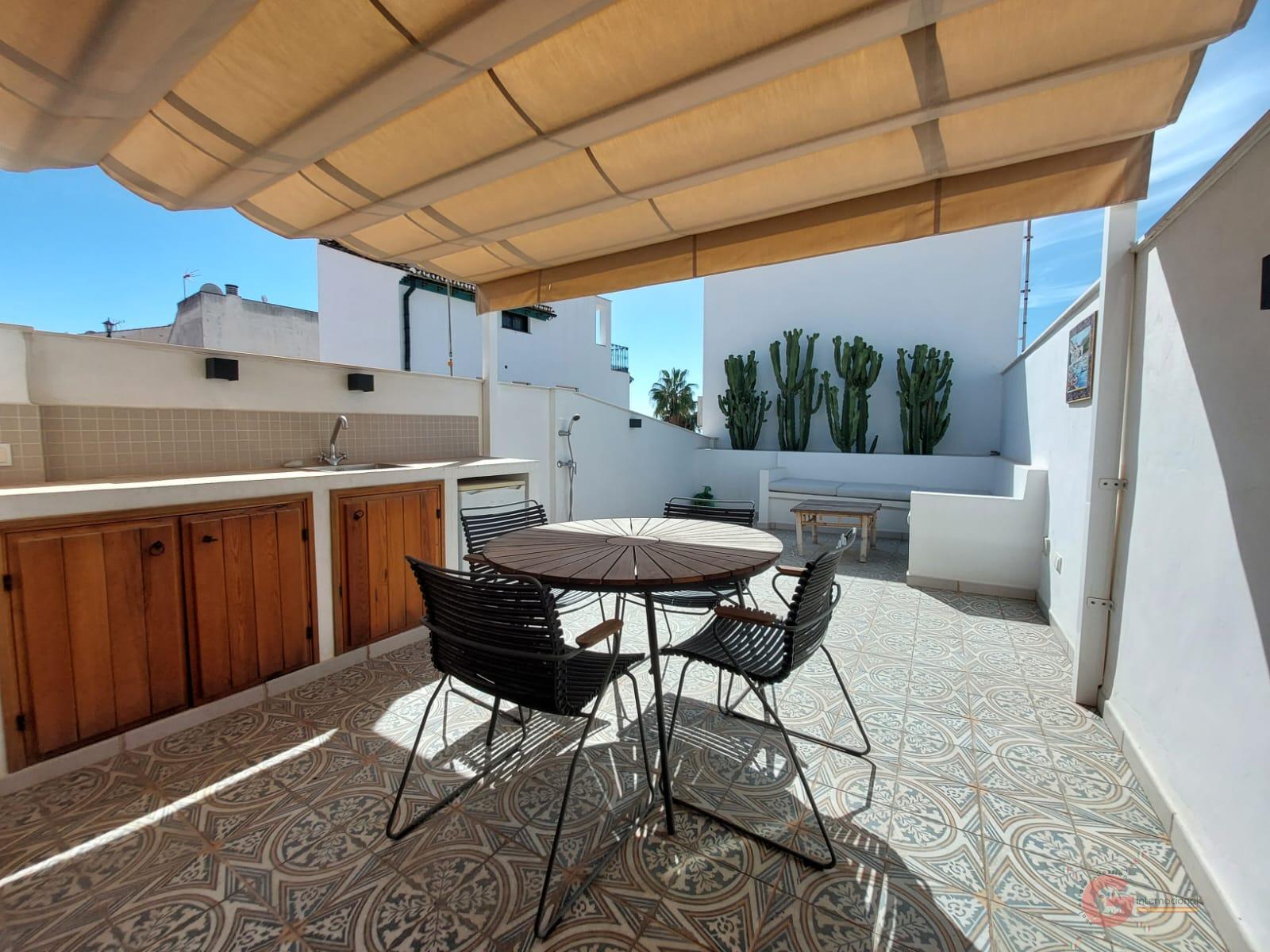 For sale of house in Caleta de Vélez