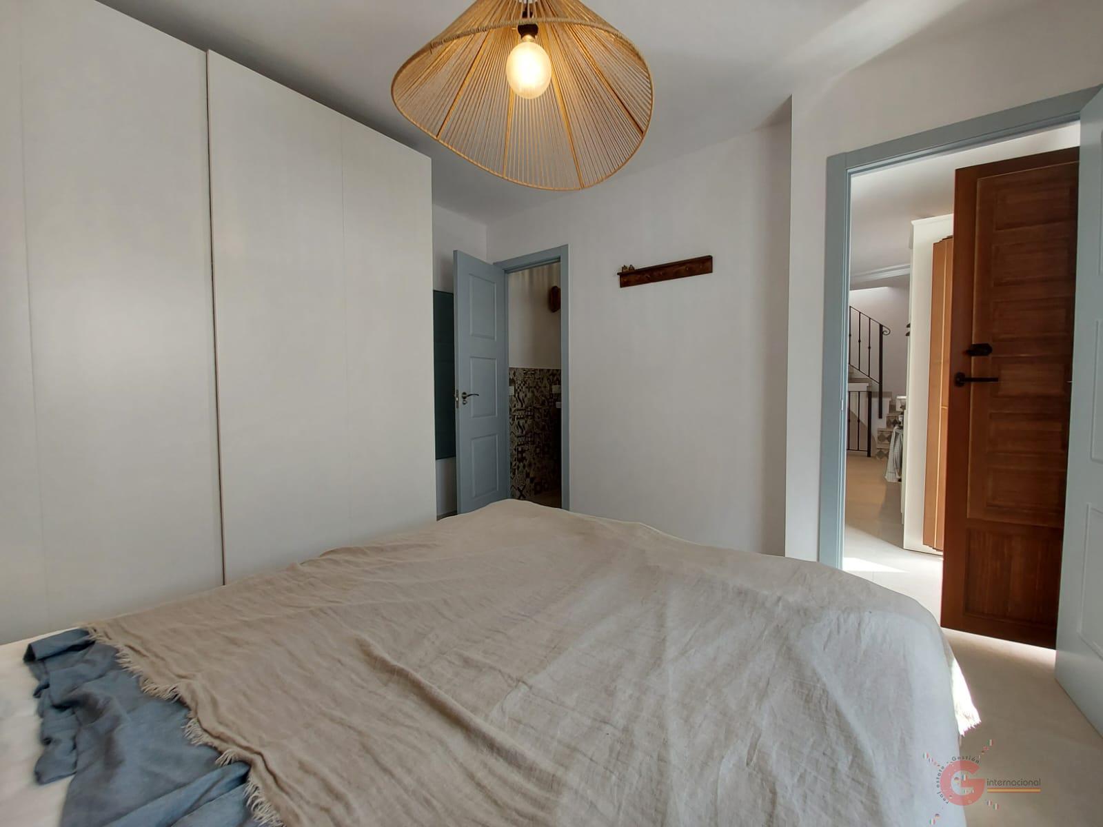 For sale of house in Caleta de Vélez