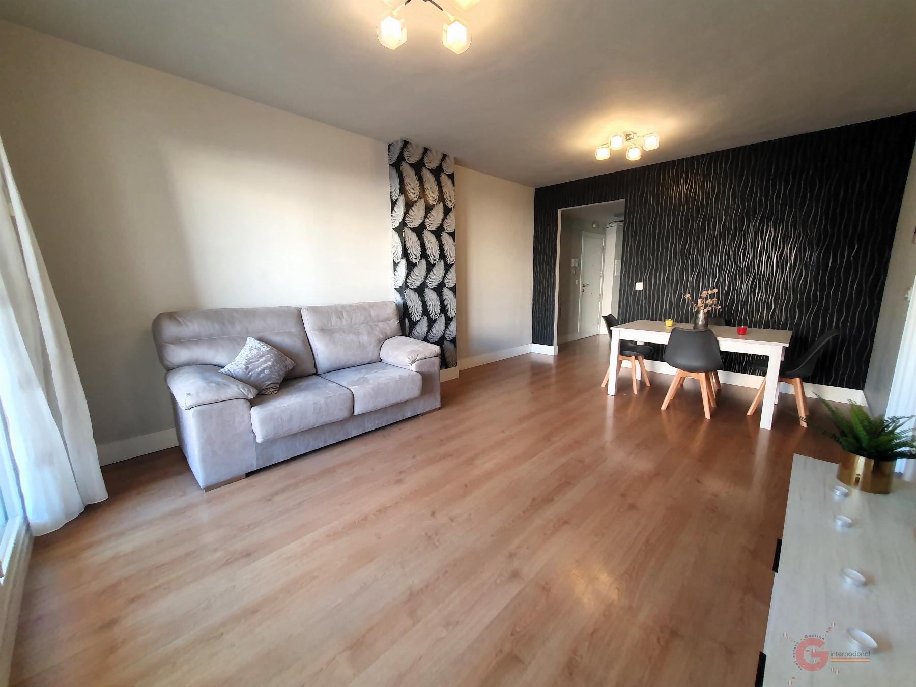 For sale of flat in Motril