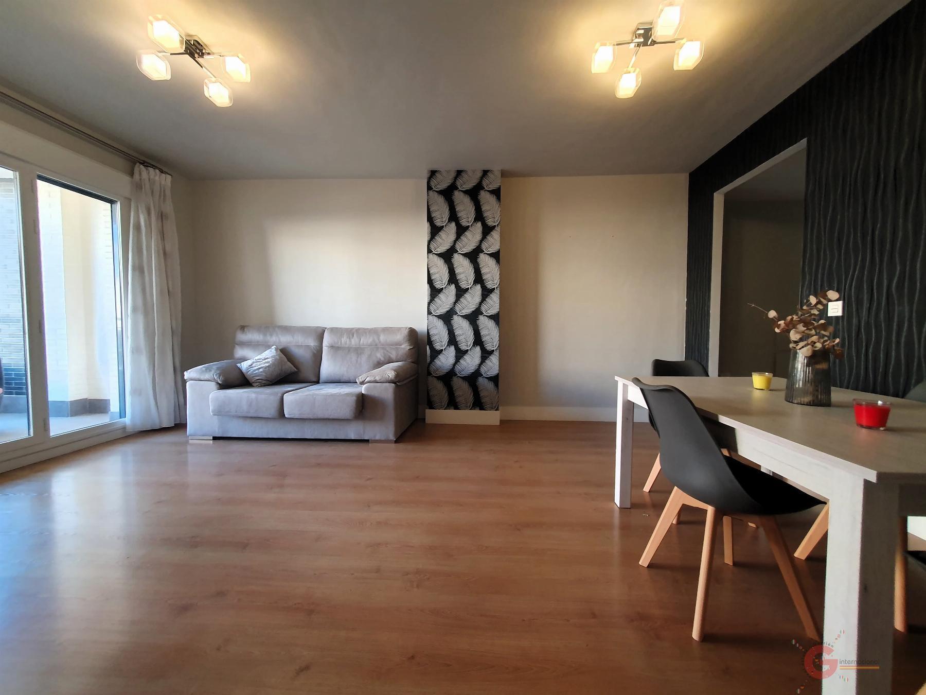 For sale of flat in Motril