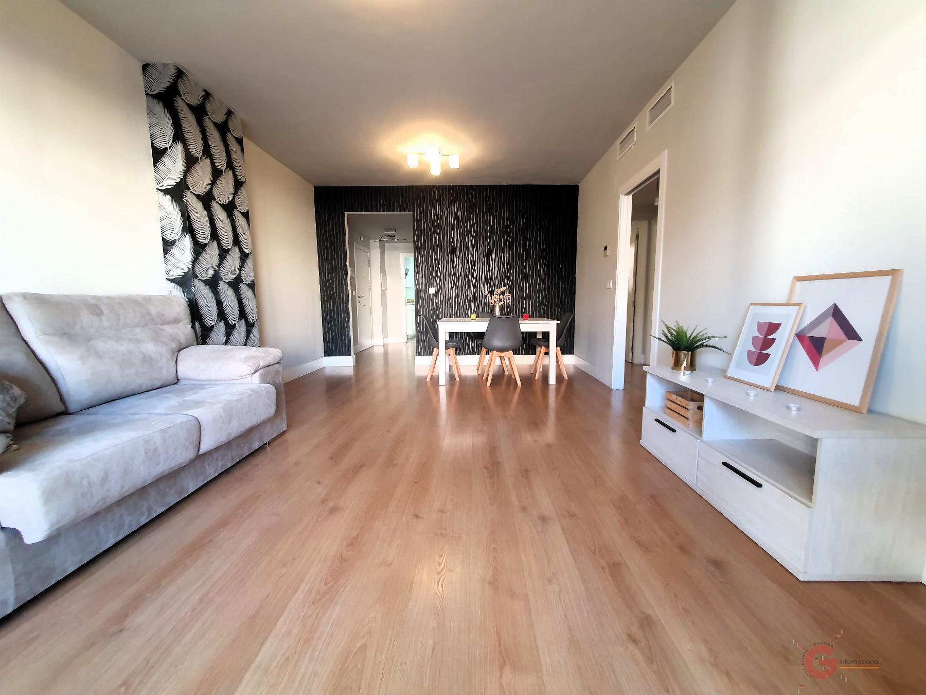 For sale of flat in Motril