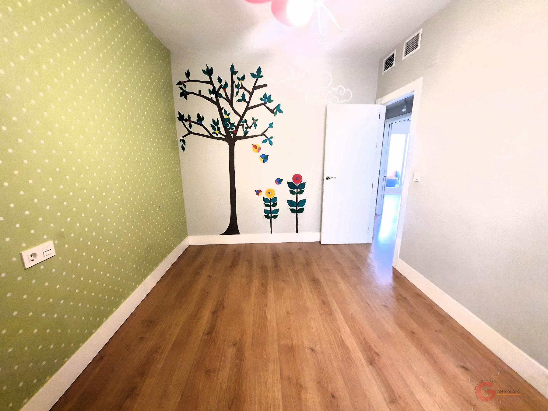 For sale of flat in Motril