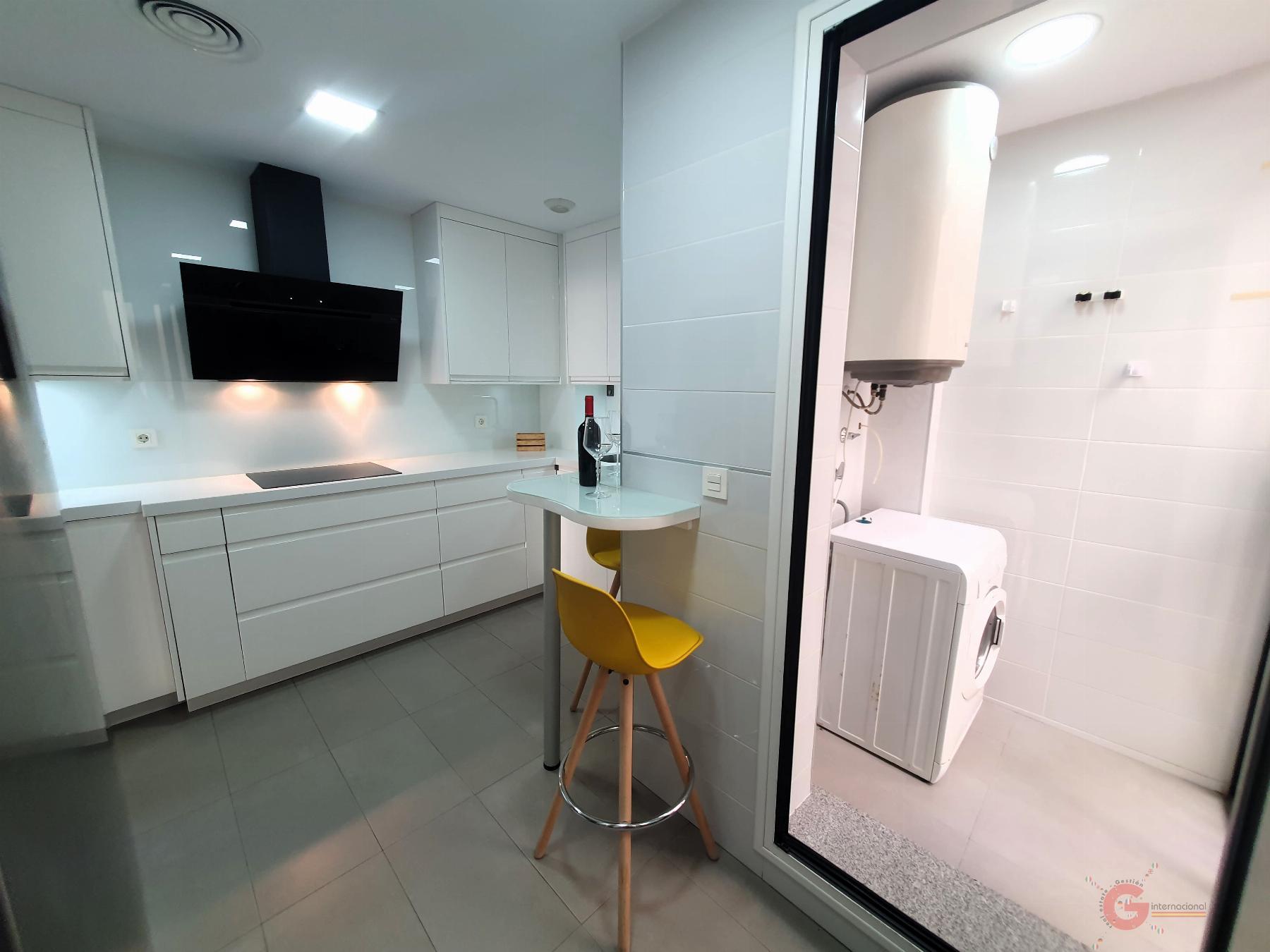 For sale of flat in Motril