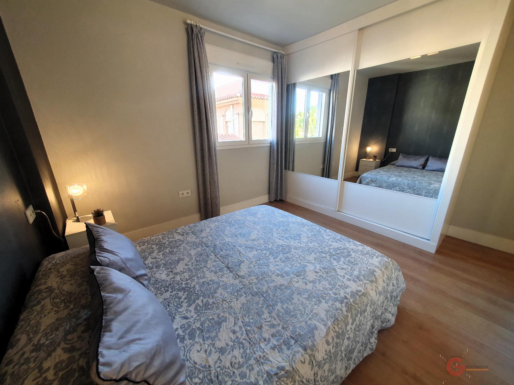 For sale of flat in Motril