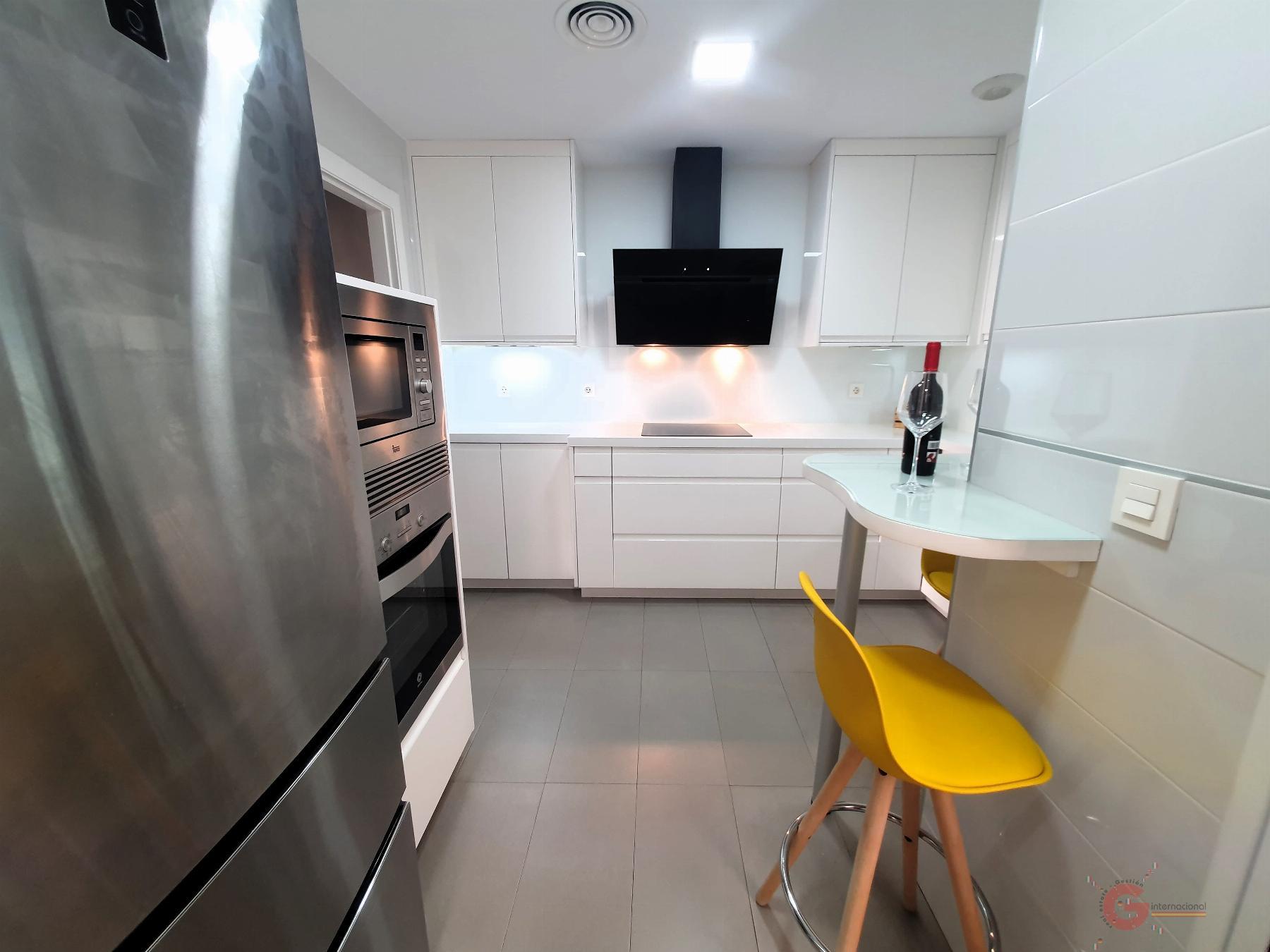For sale of flat in Motril