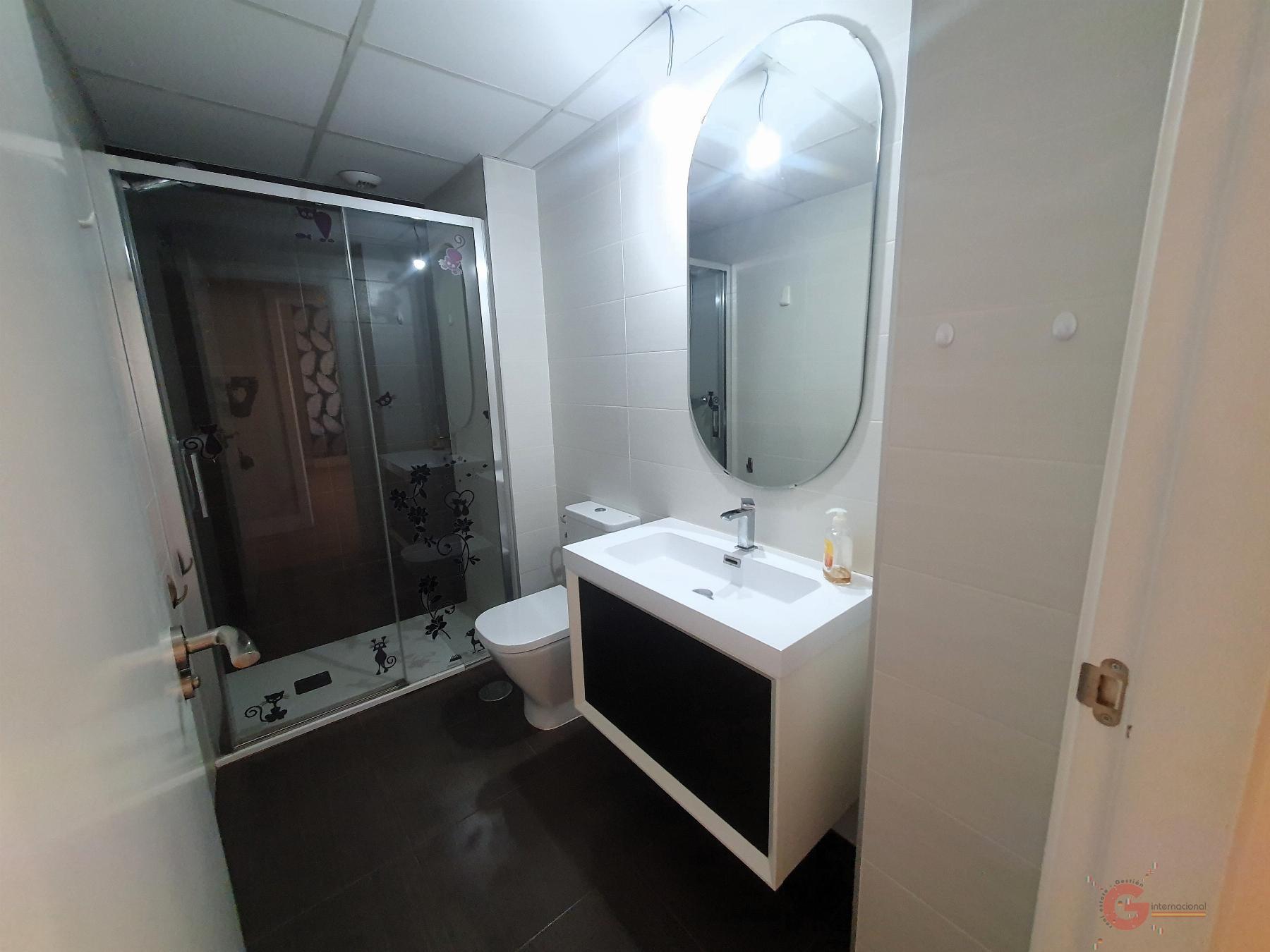 For sale of flat in Motril