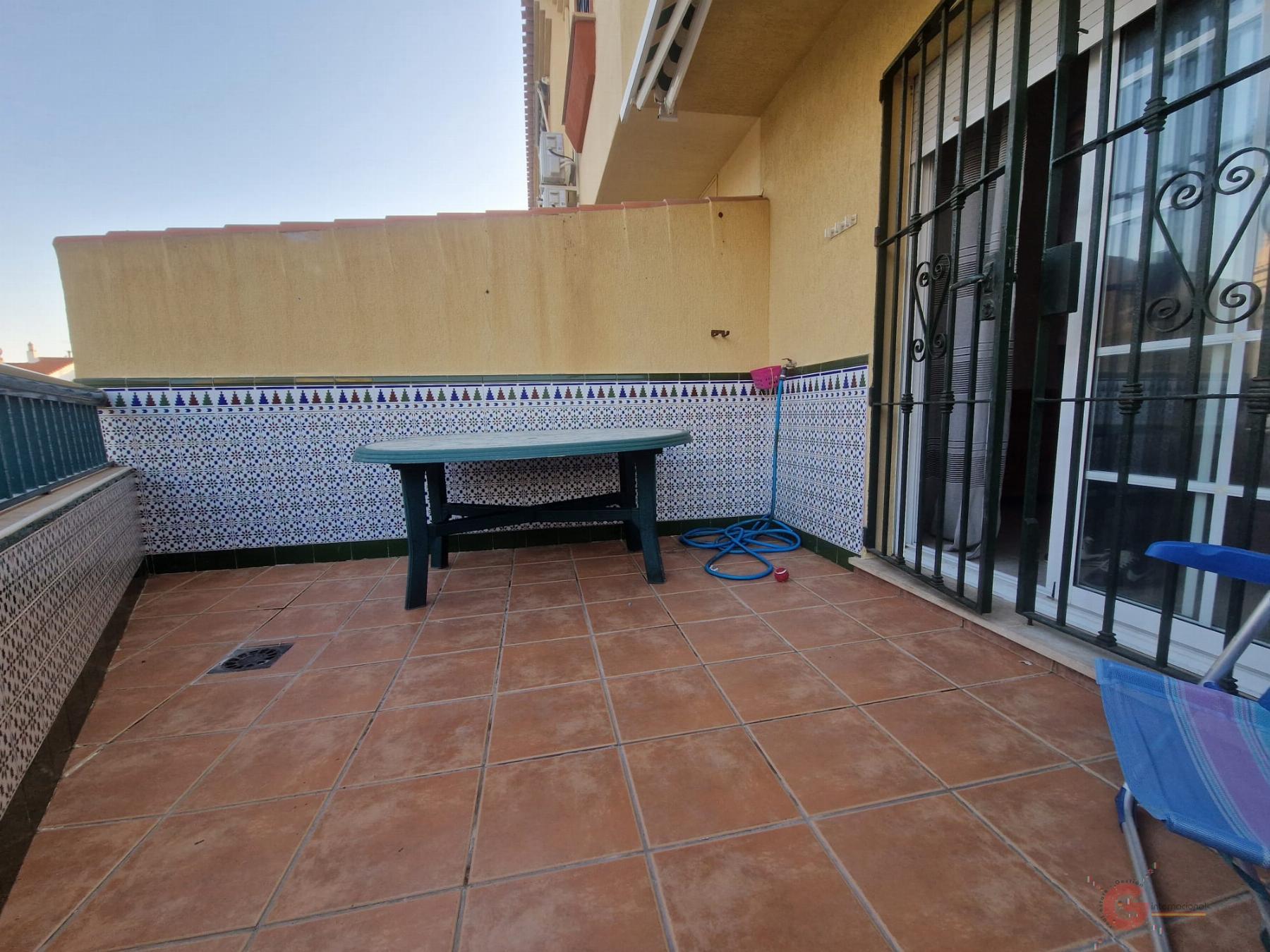 For sale of house in Salobreña