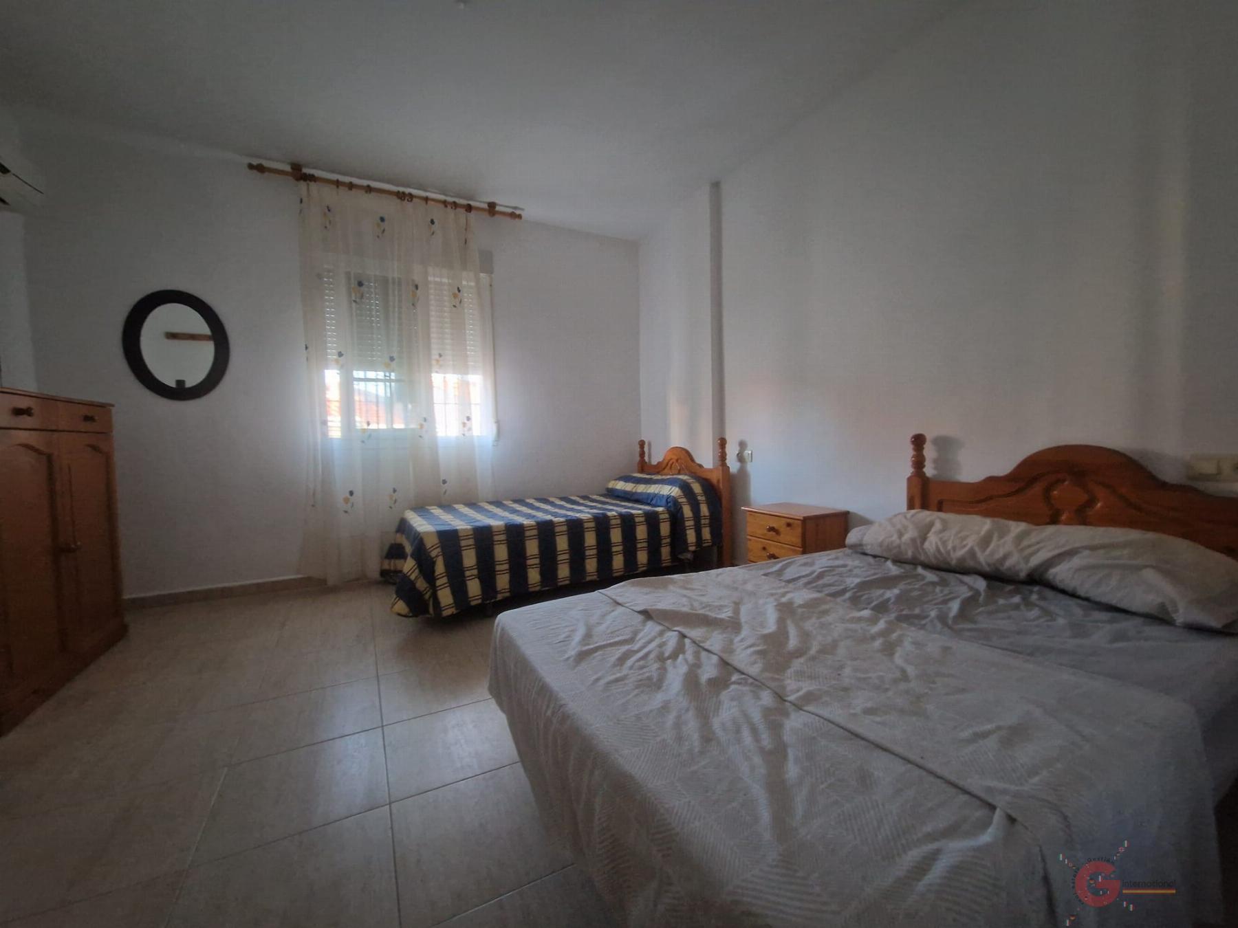 For sale of house in Salobreña