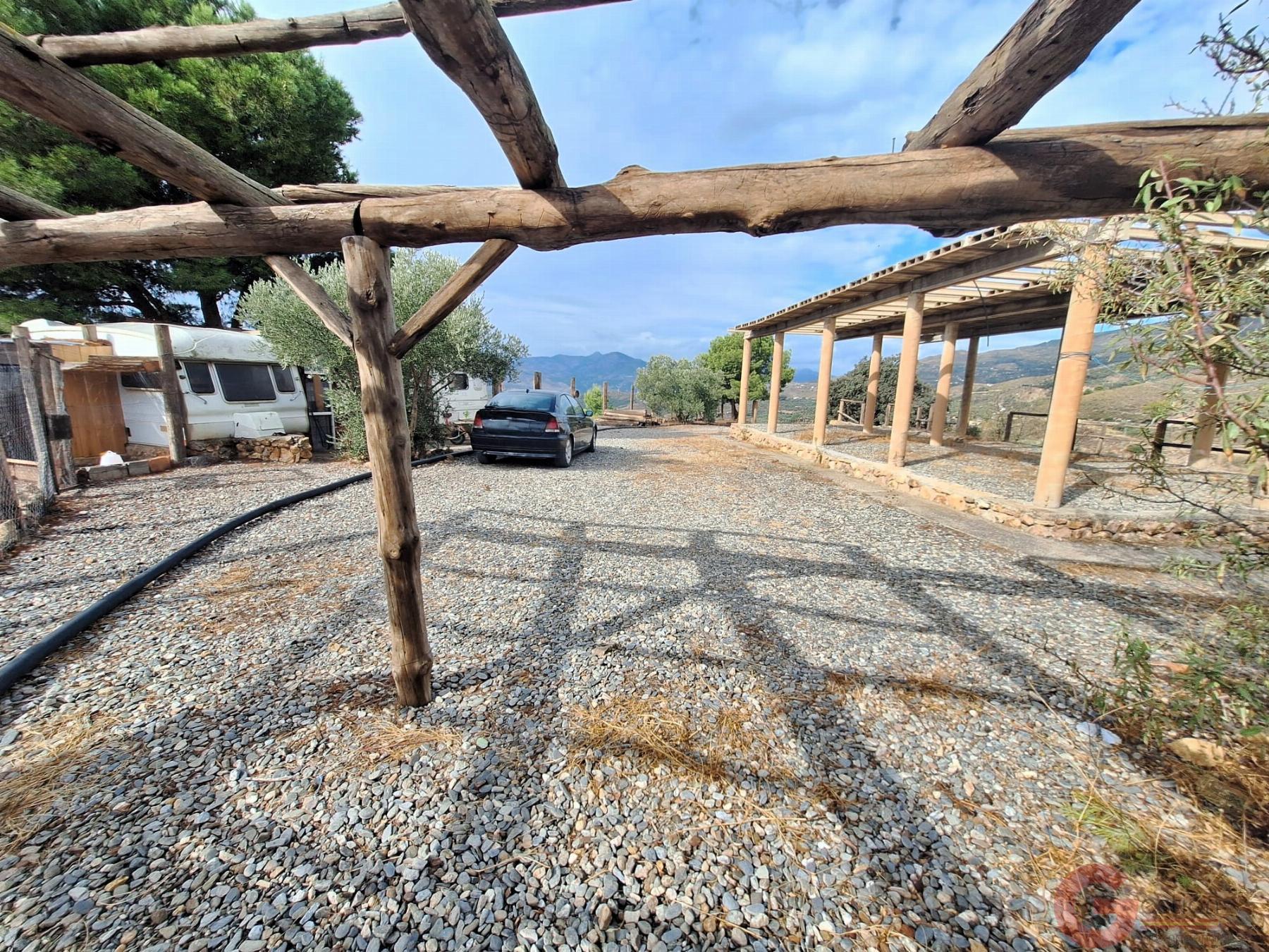 Venta de finca rústica en Lanjarón Venta de finca rústica en Lanjarón