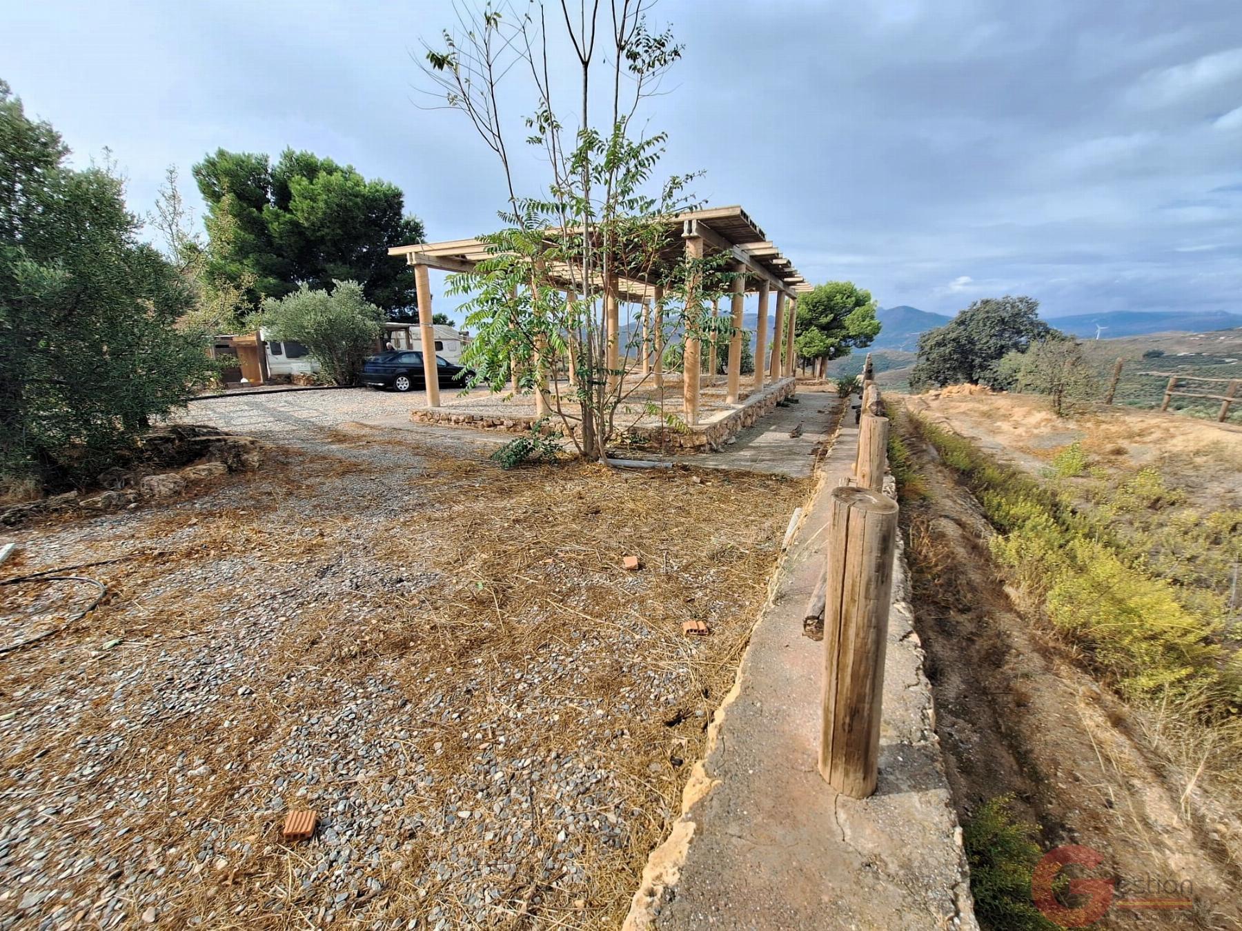 Venta de finca rústica en Lanjarón Venta de finca rústica en Lanjarón