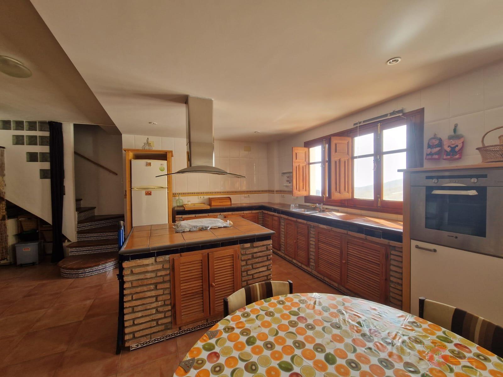 For sale of house in Itrabo