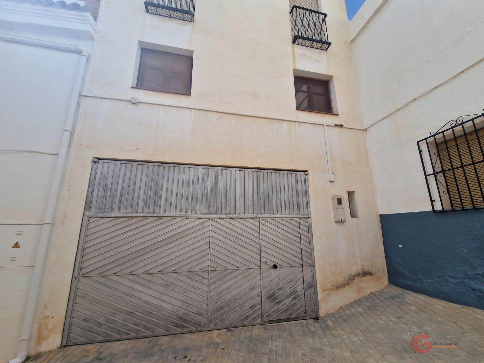 For sale of house in Itrabo