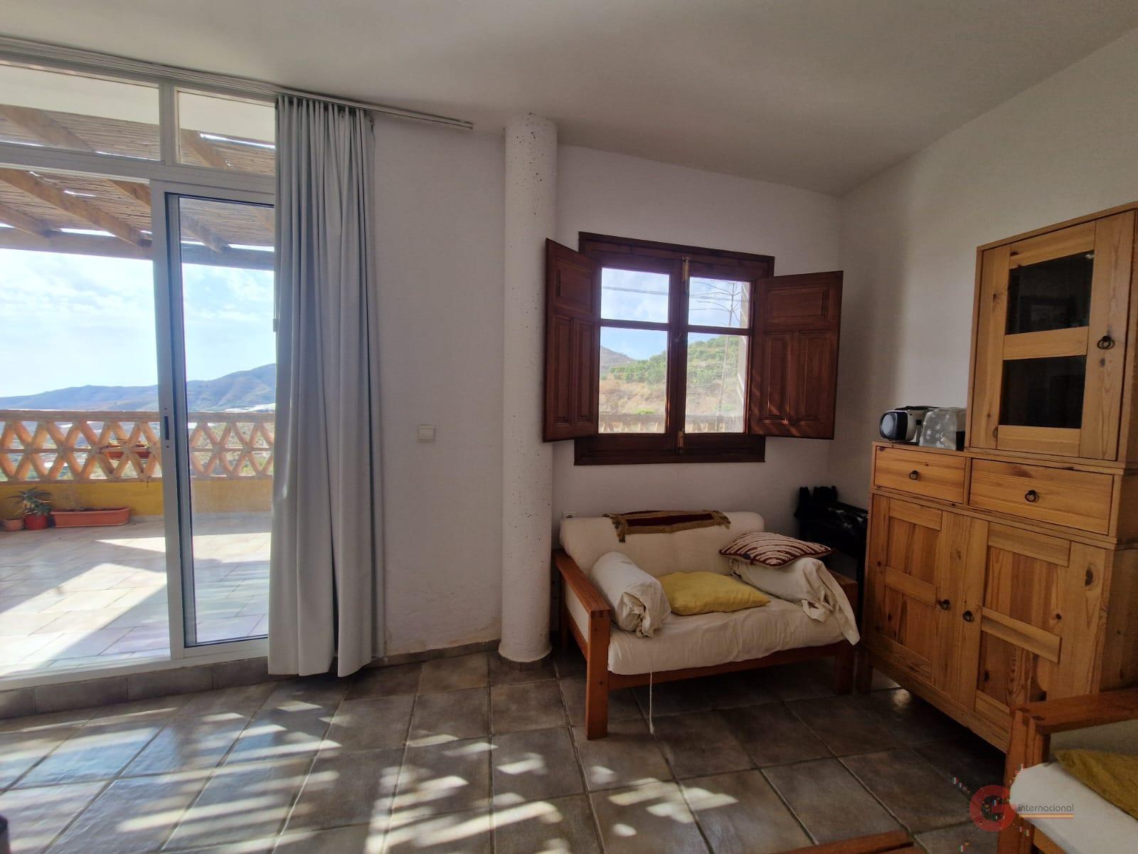 For sale of house in Itrabo