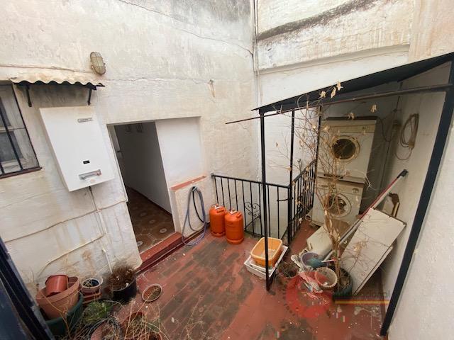 For sale of house in Vélez-Málaga