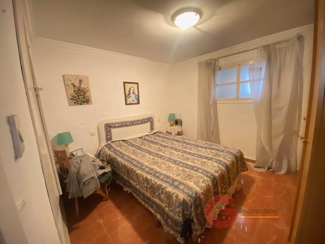 For sale of house in Vélez-Málaga