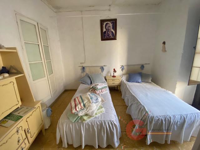 For sale of house in Vélez-Málaga