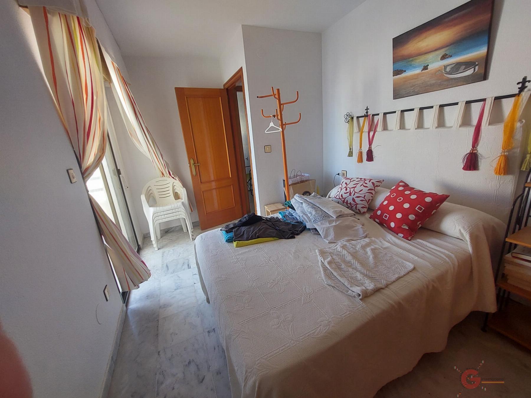 For sale of flat in Salobreña
