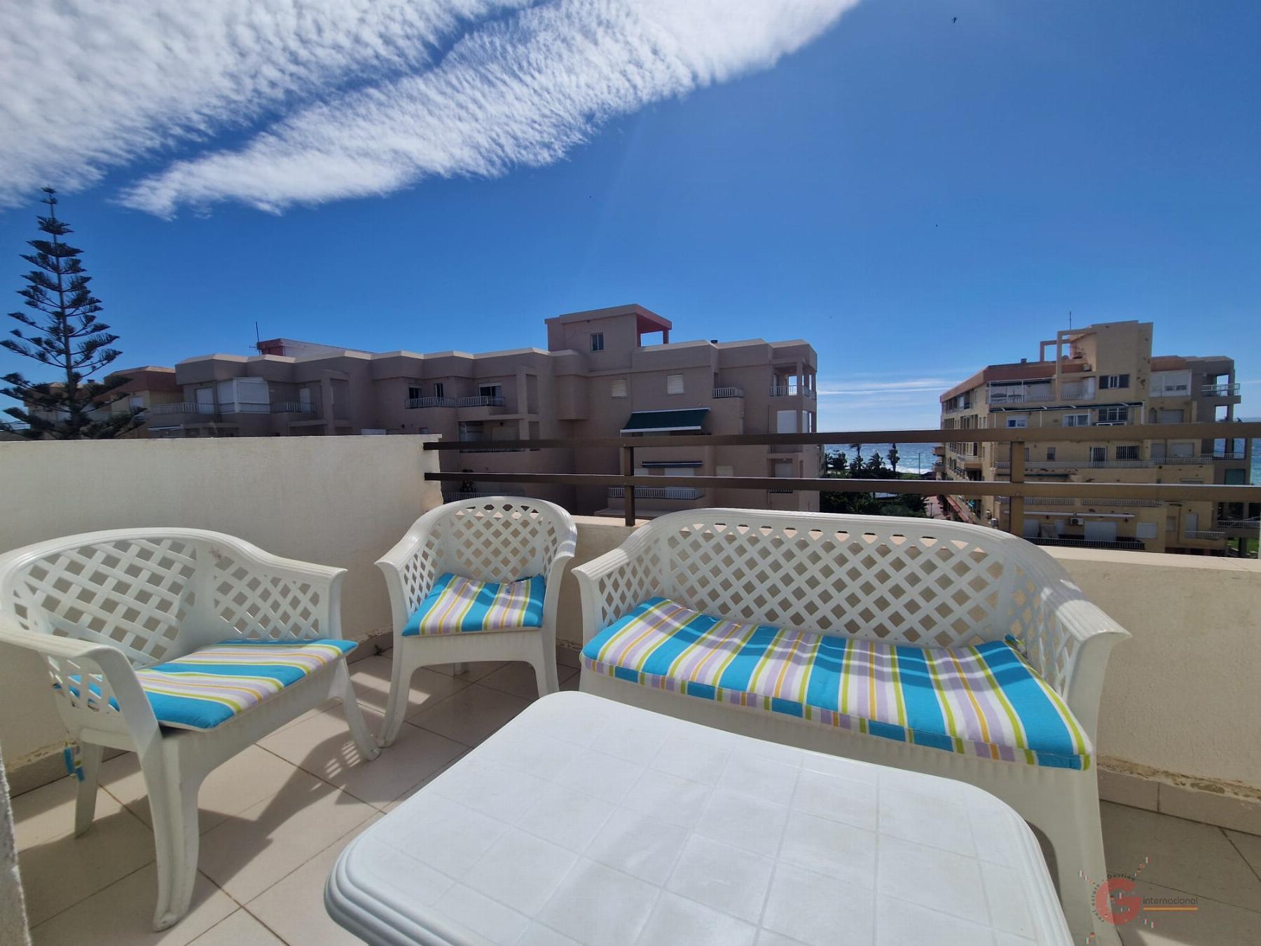 For sale of flat in Salobreña