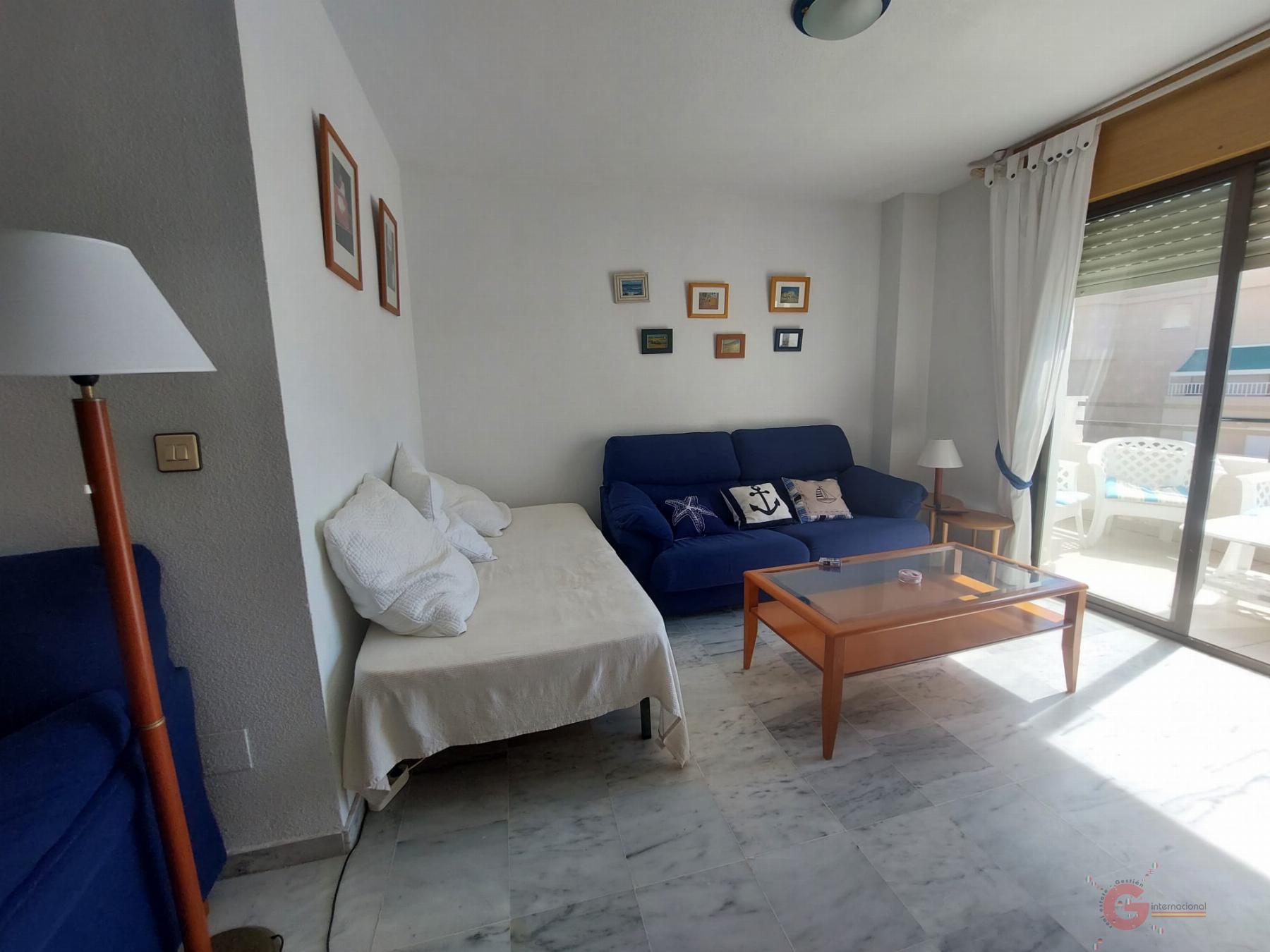 For sale of flat in Salobreña