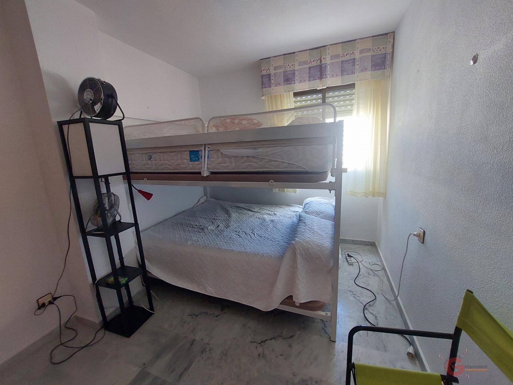 For sale of flat in Salobreña