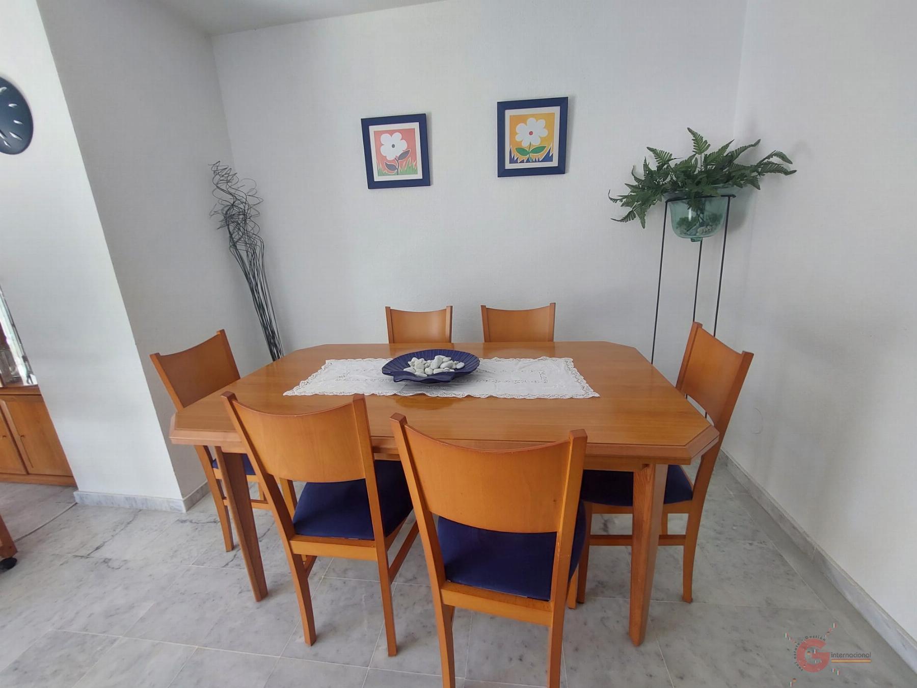 For sale of flat in Salobreña