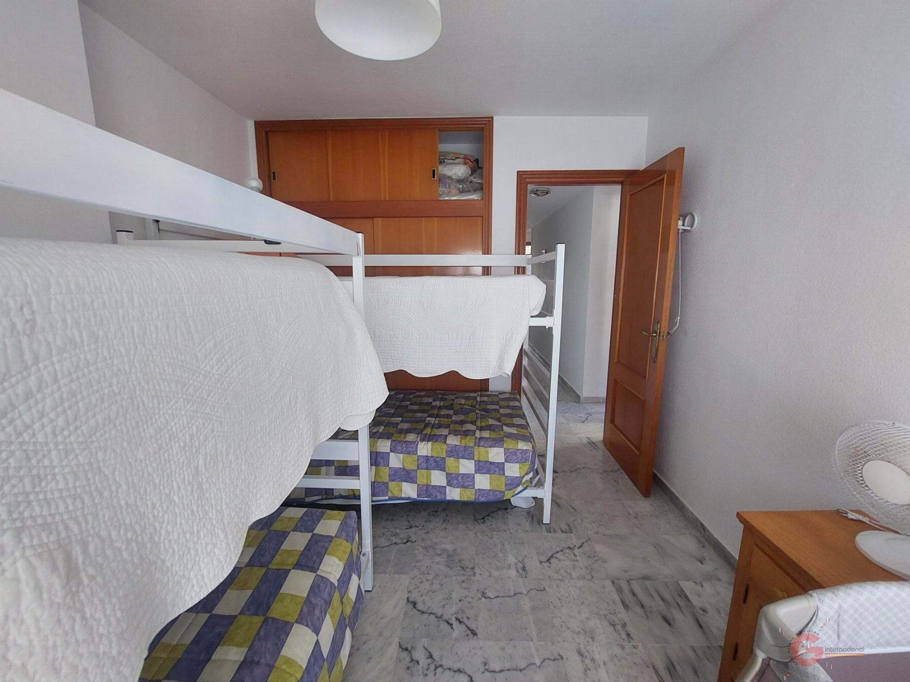 For sale of flat in Salobreña