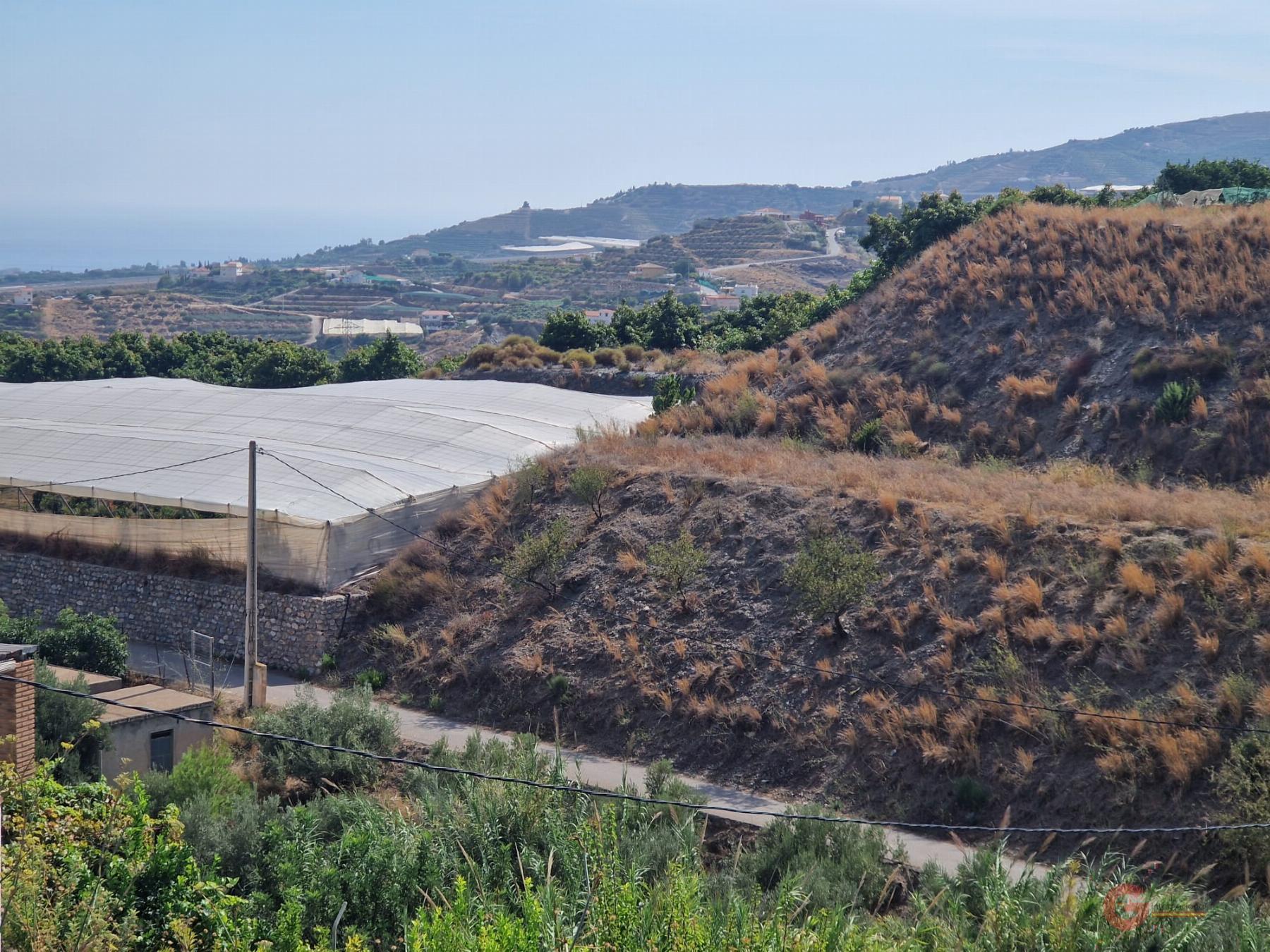Venta de terreno en Molvízar