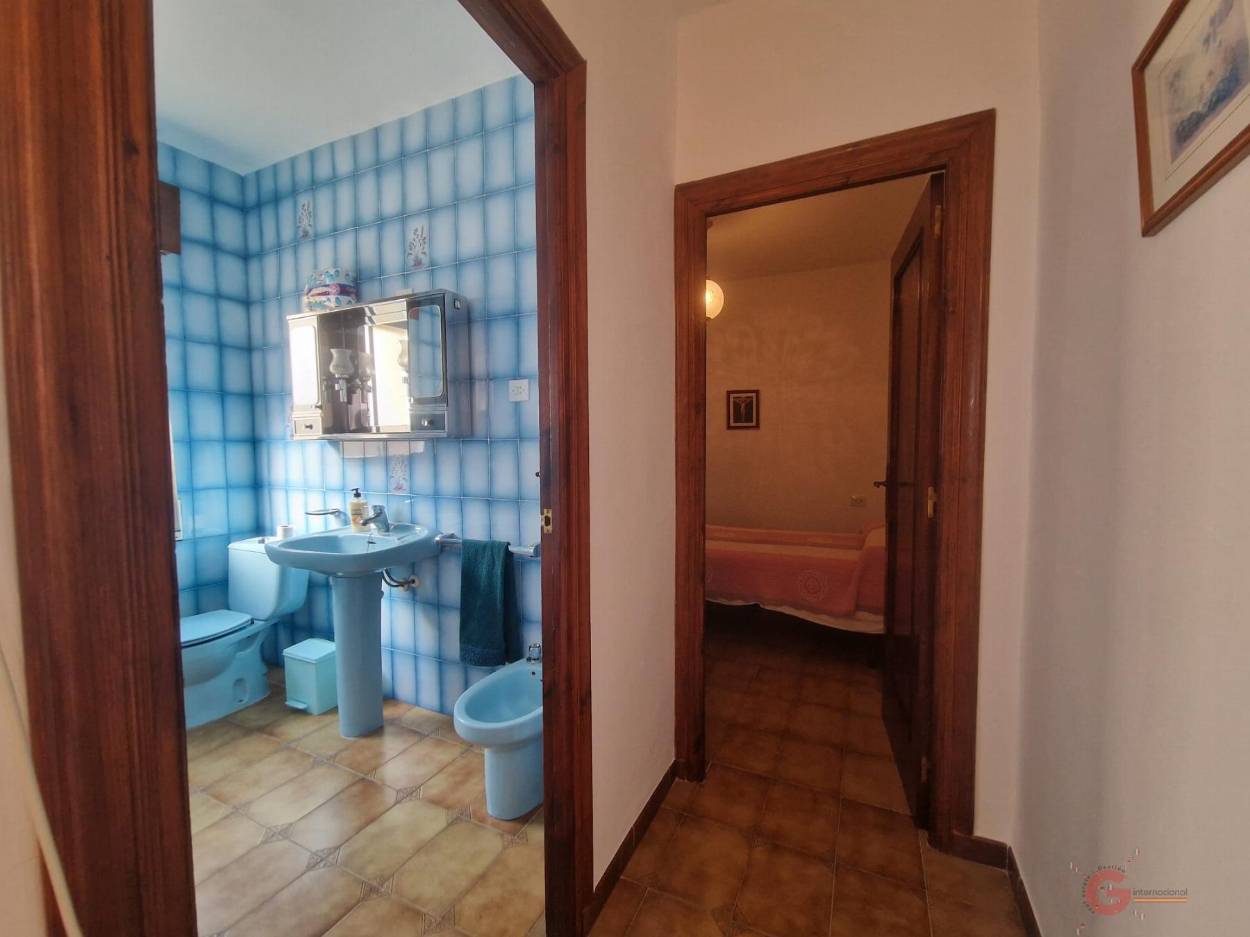 For sale of house in Molvízar
