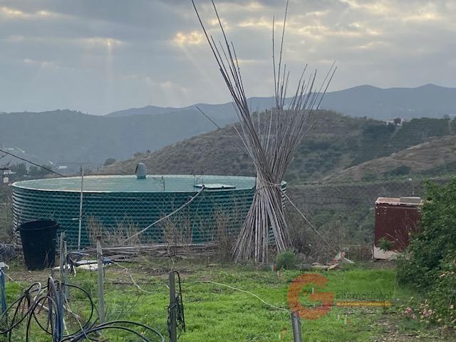 For sale of rural property in Almayate Bajo