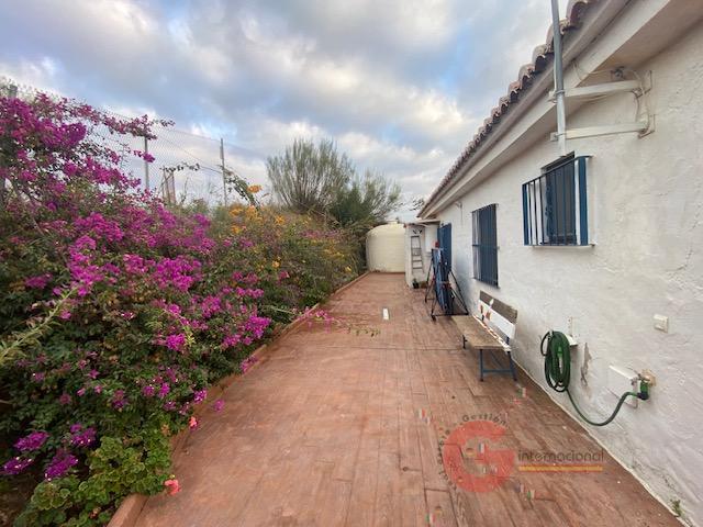 For sale of rural property in Almayate Bajo